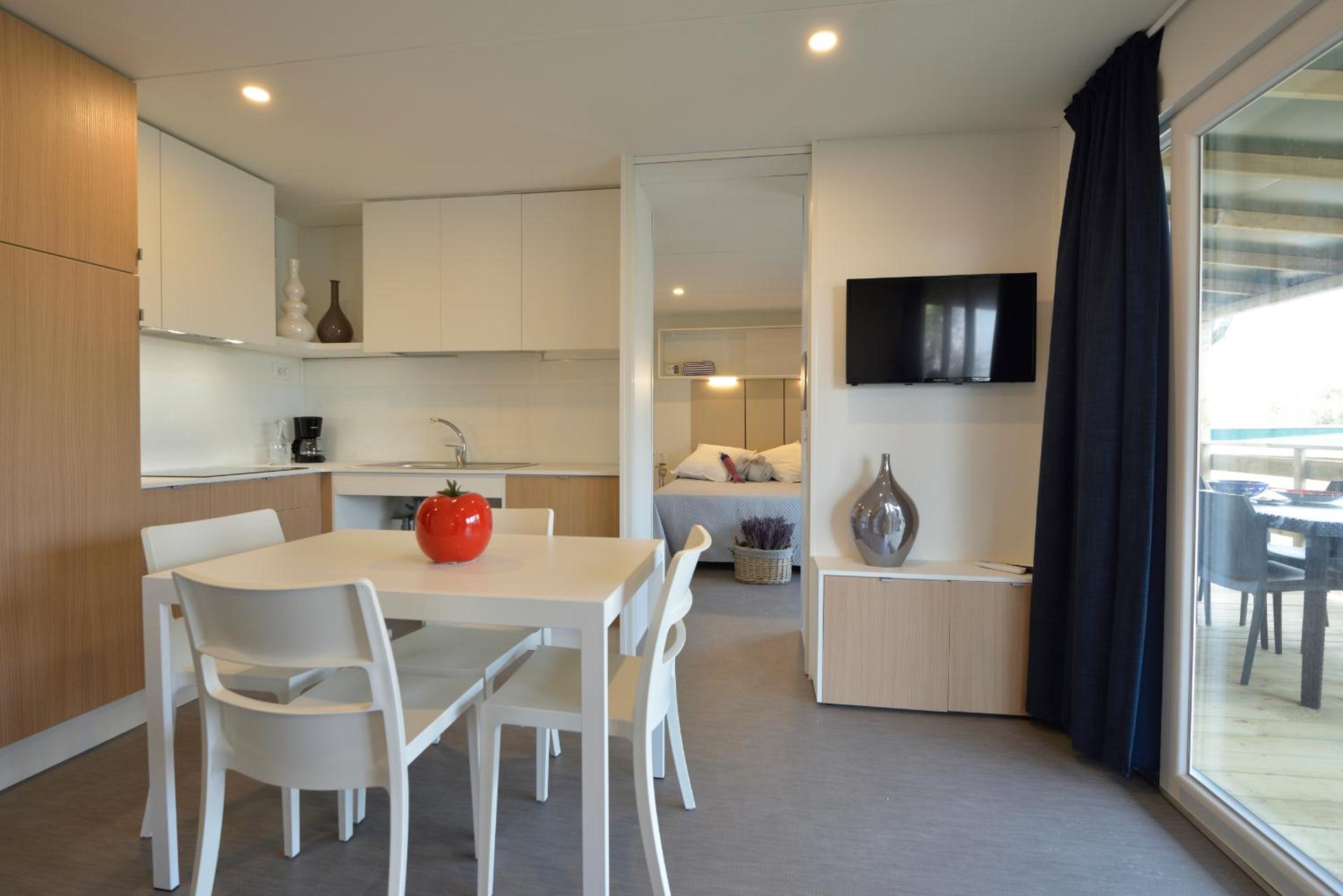 Family Mobile Home photo 1