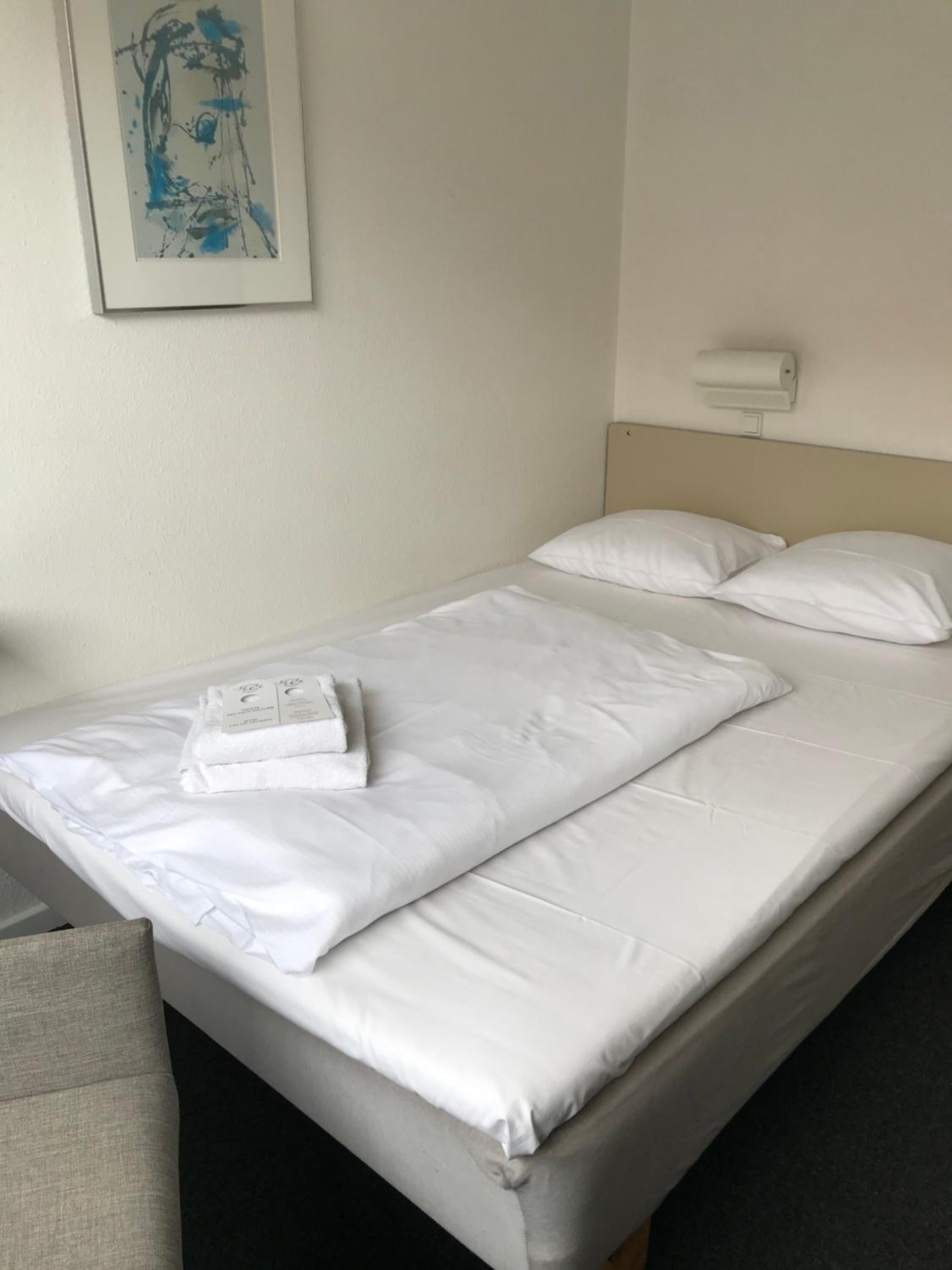 Budget Single Room