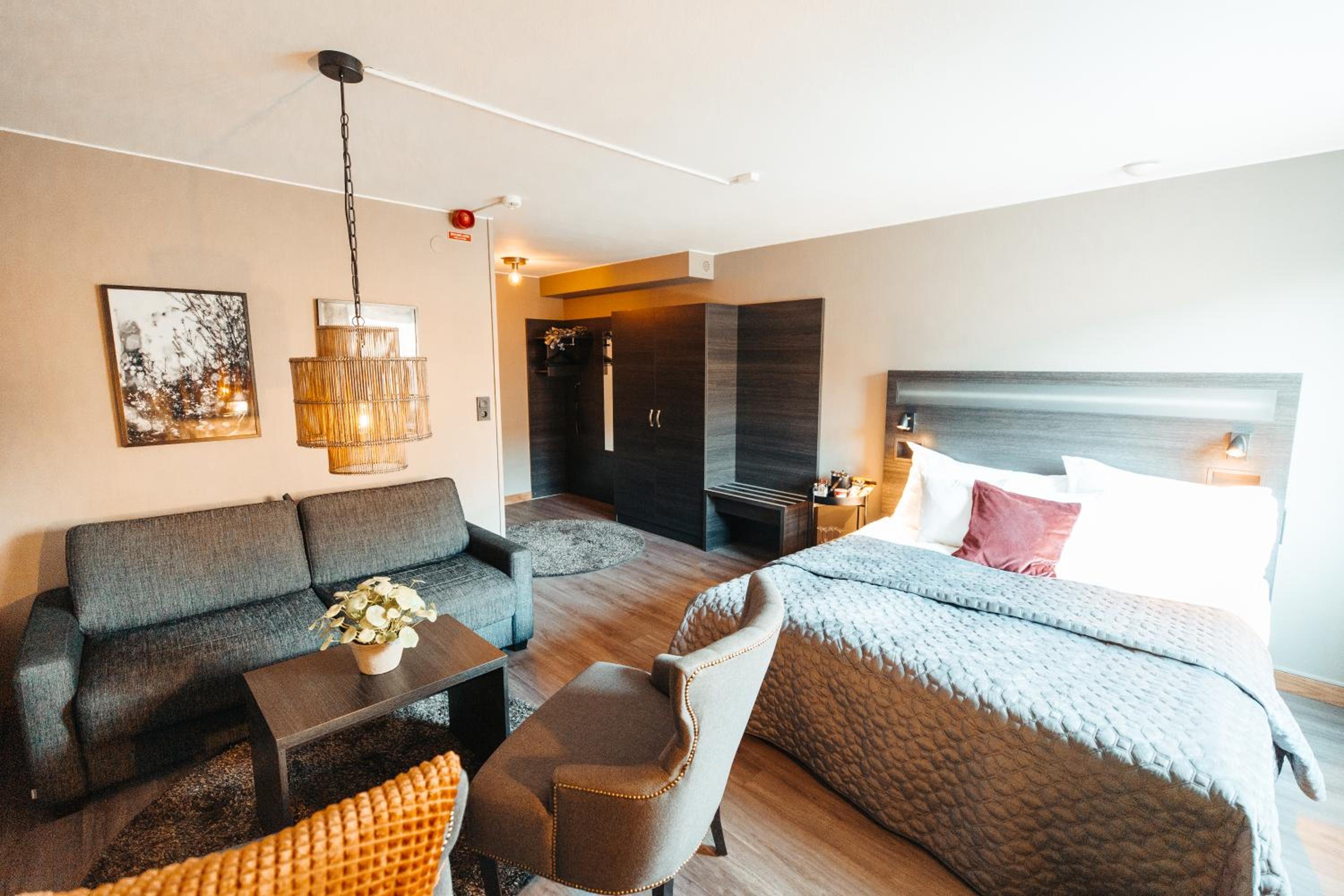 Junior Suite - Photo 1