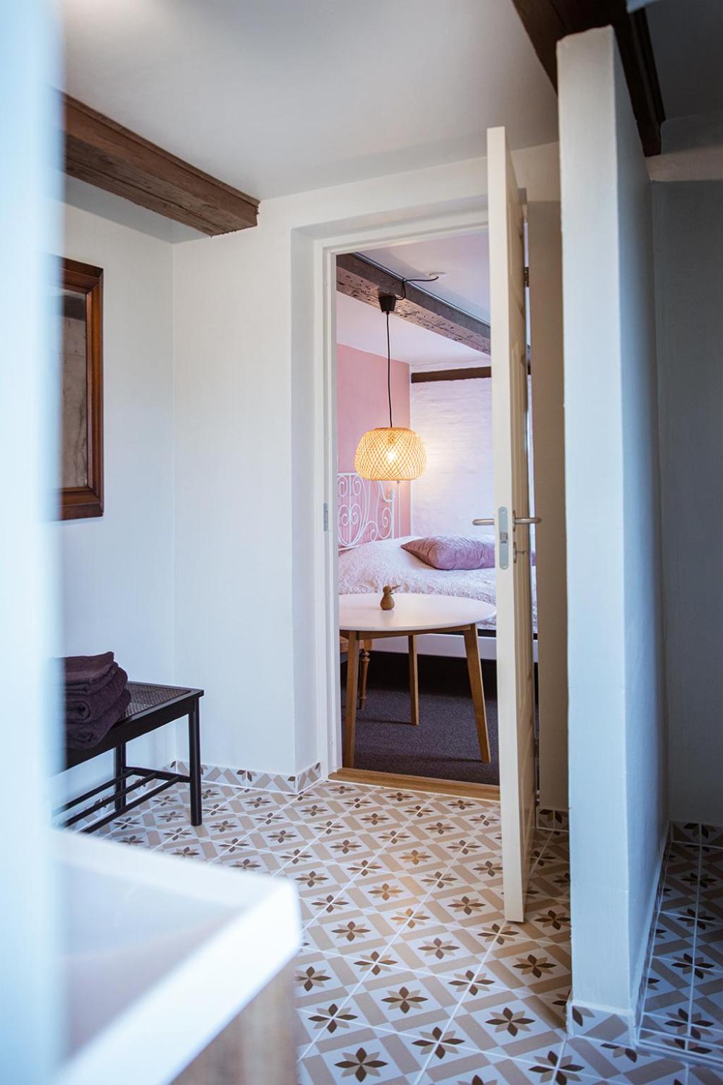 Double Room with Private Bathroom photo 2
