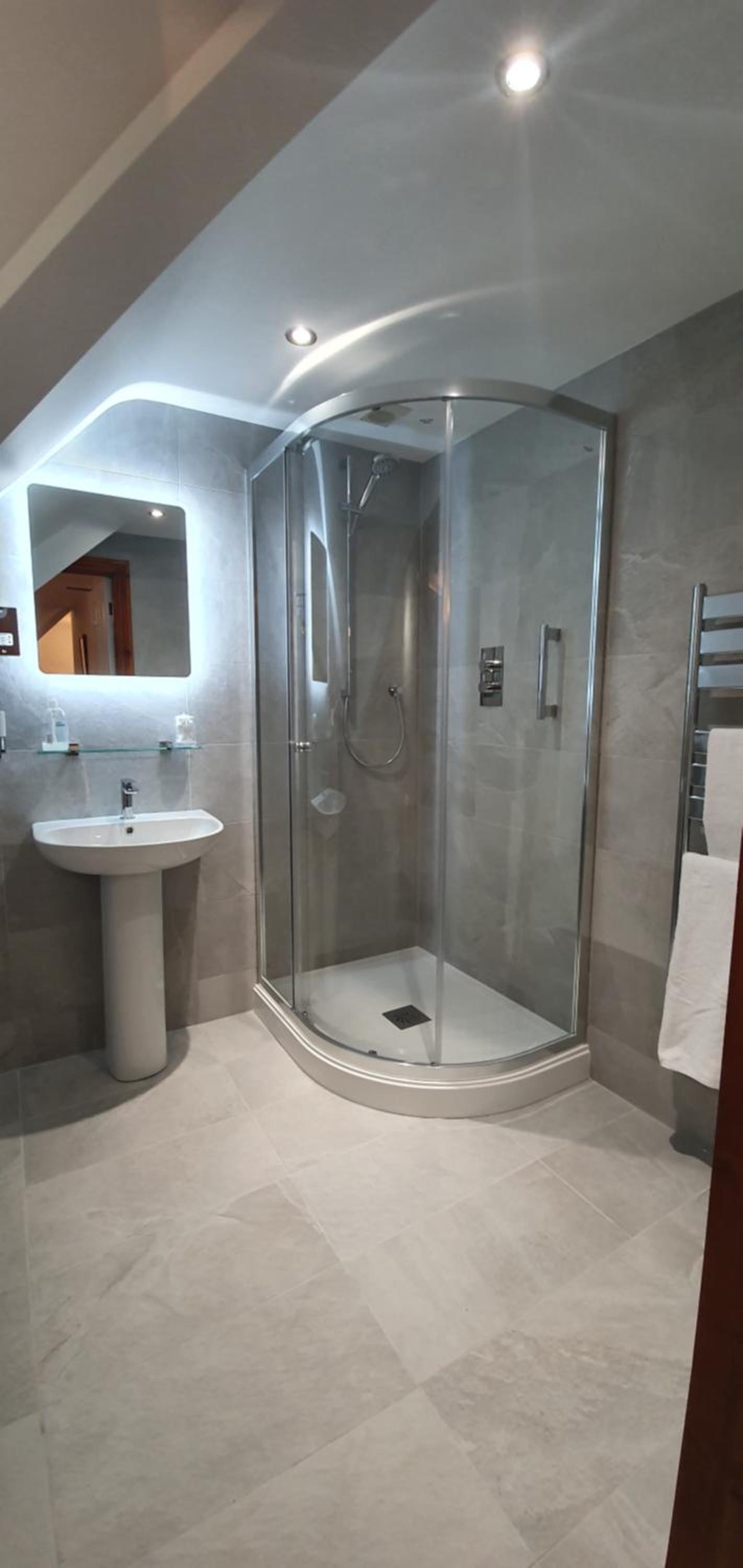 Triple Room - Photo 8