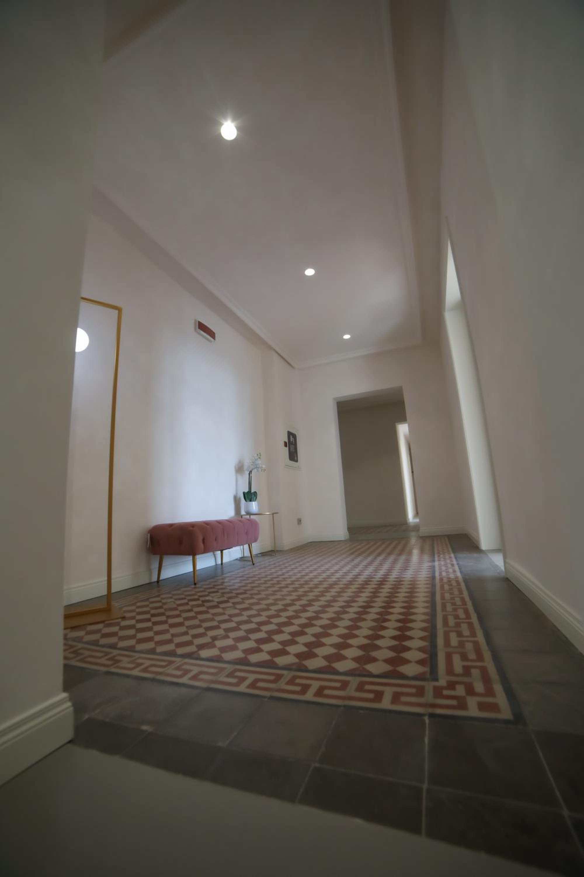 Double or Twin Room - Photo 12