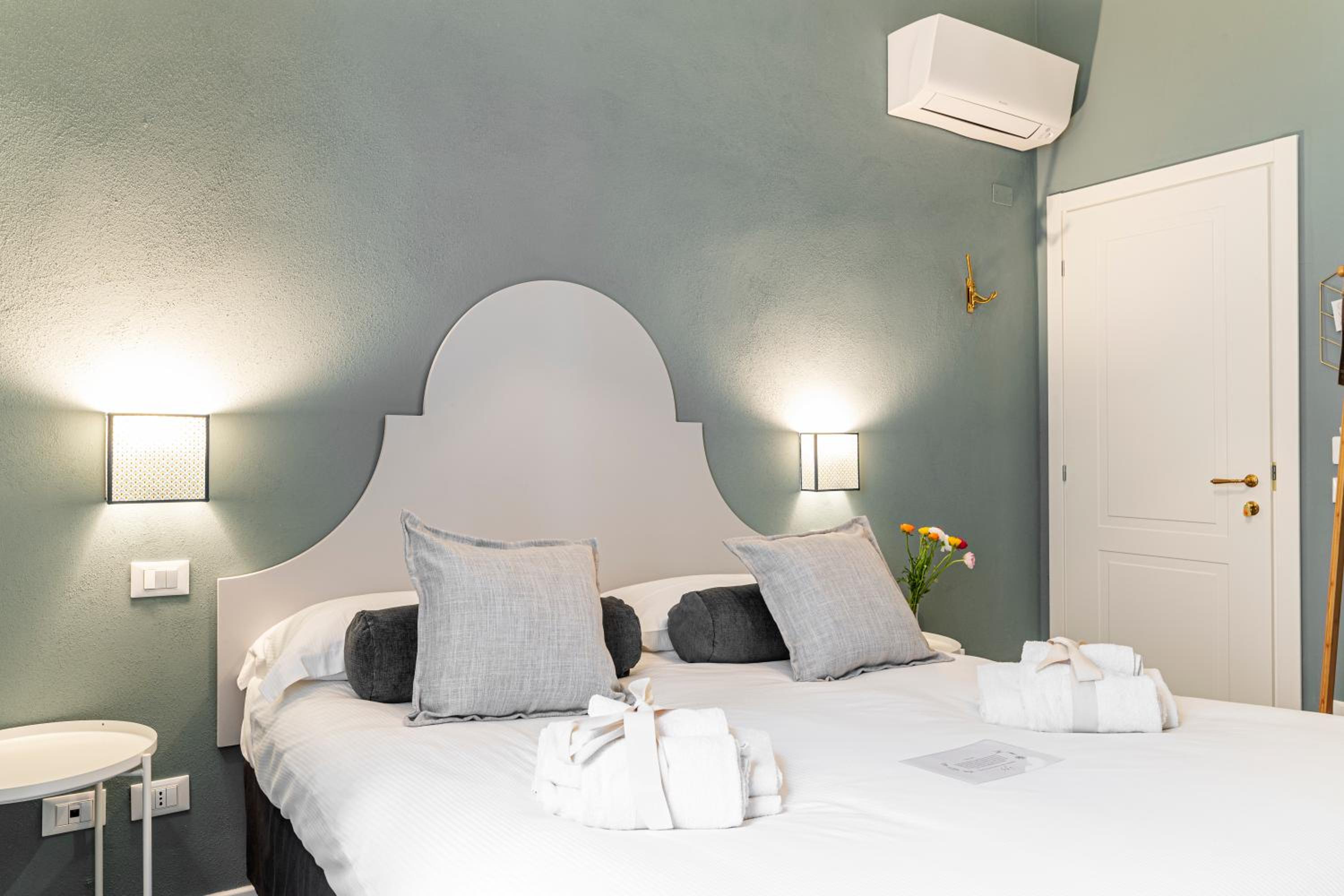 Budget Double Room photo 1