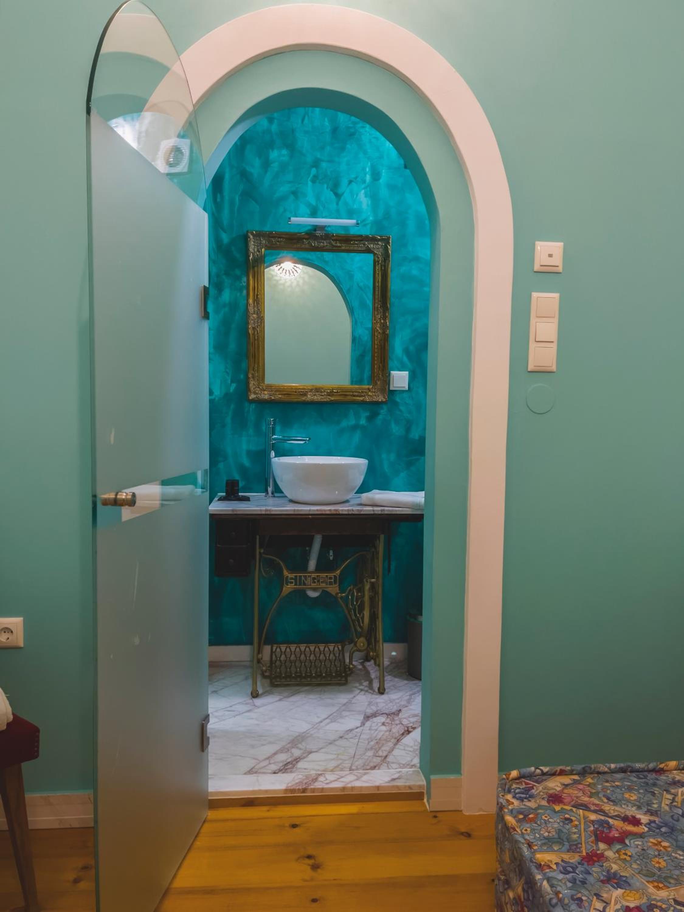 Apartment with Sea View - Photo 8