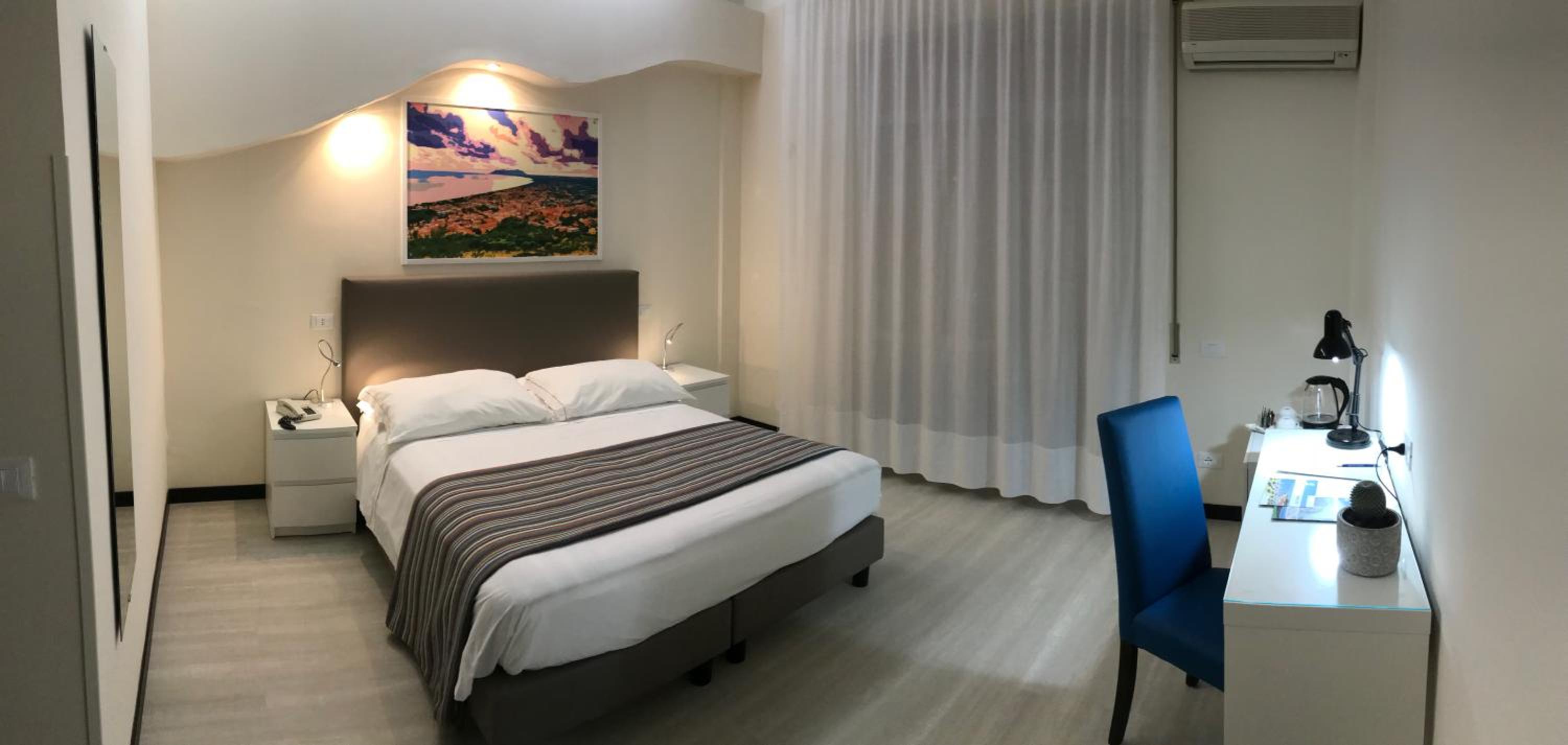 Superior Double or Twin Room photo 2