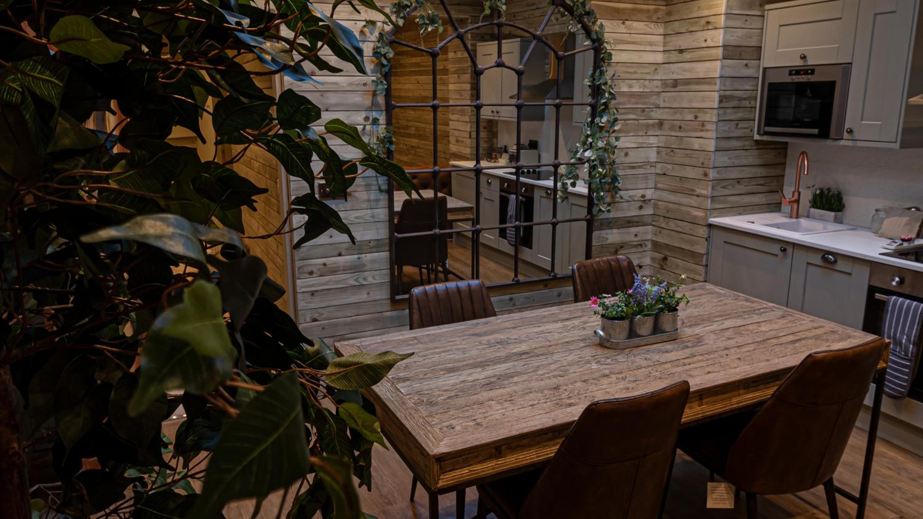The Tree House - (Two Bedroom Apartment) - Photo 3