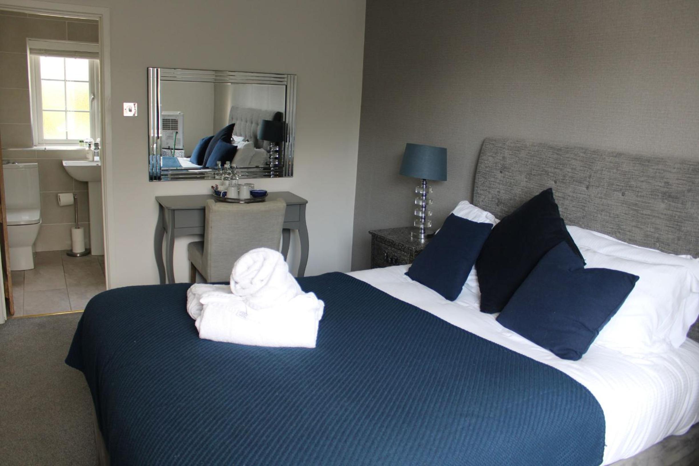 Deluxe Double Room with Bath
