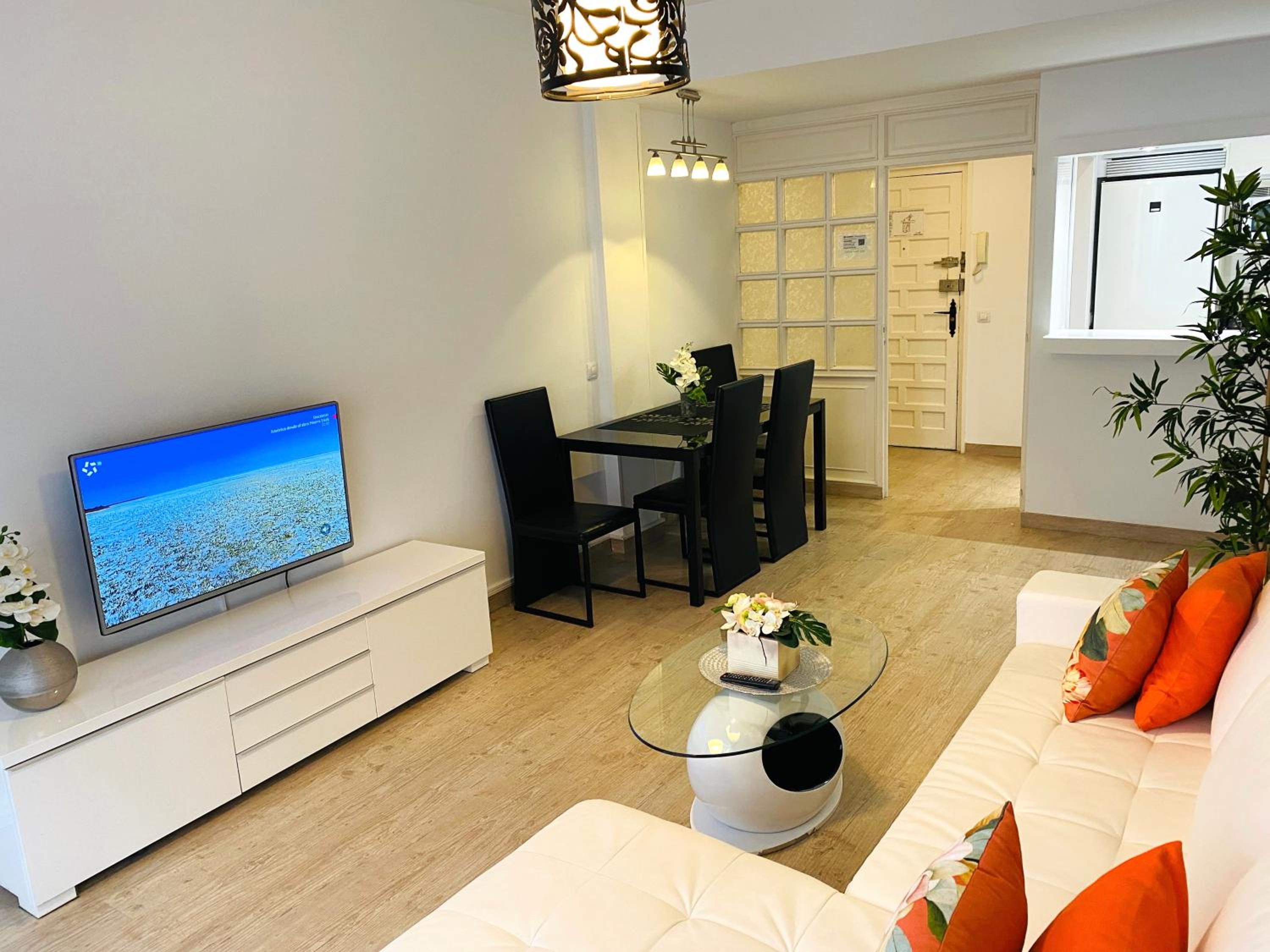 Superior One-Bedroom Apartment with Balcony photo 2