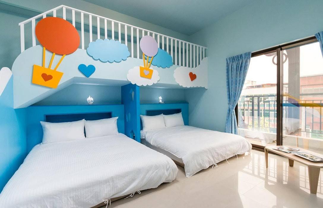 Family Suite with Balcony photo 2