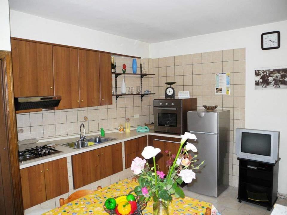 One-Bedroom Apartment - Photo 5