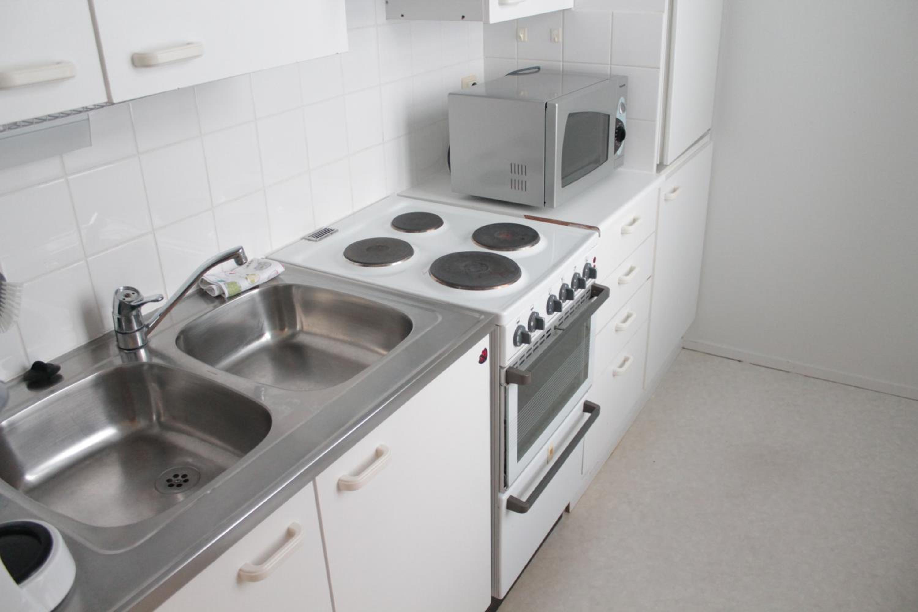 Double Room with Private Bathroom - Photo 3