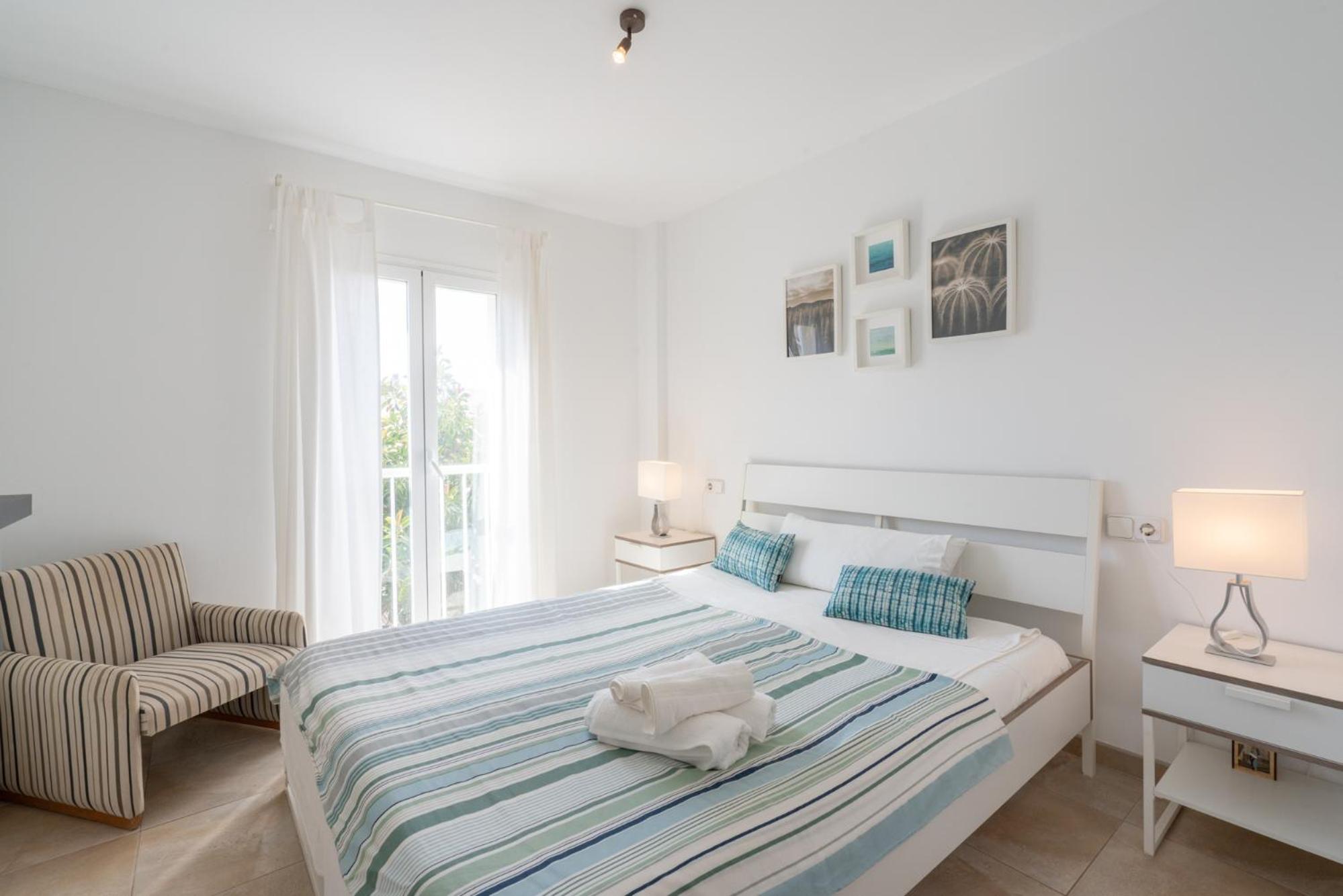 Apartamento con Balcón