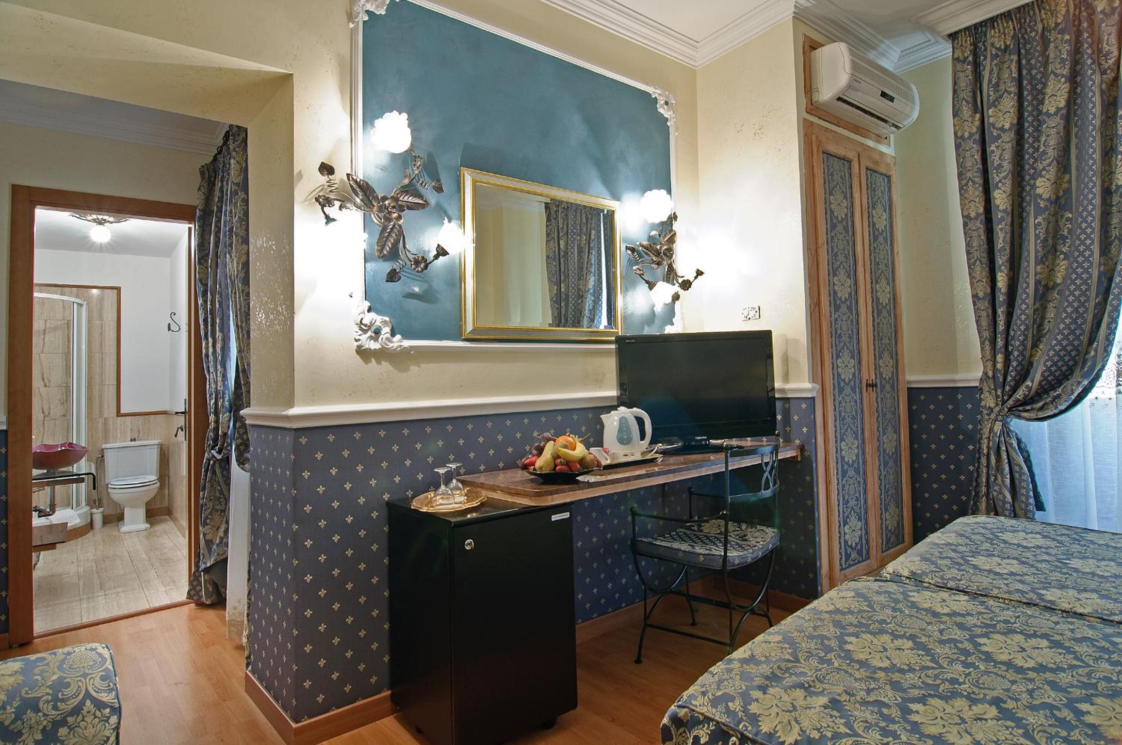 Double Room photo 2