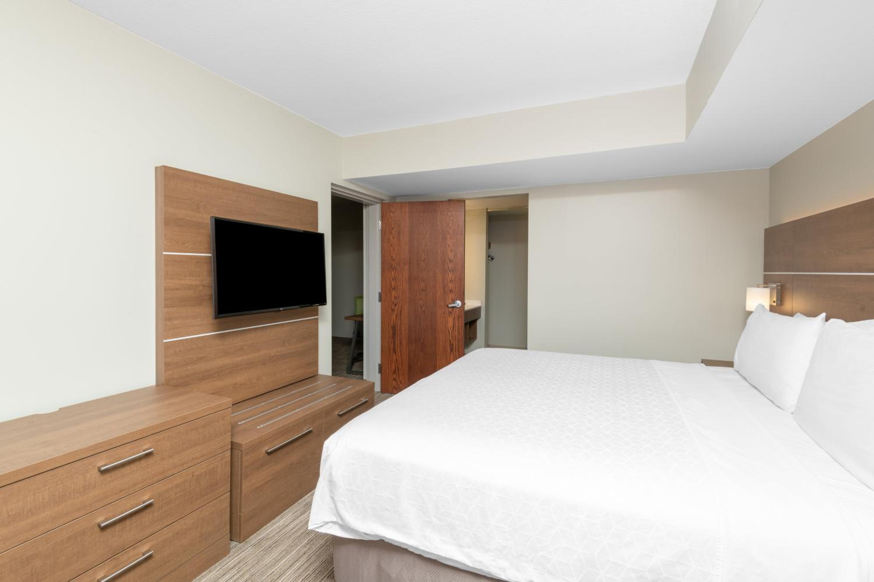 Two-Bedroom Suite - Photo 1