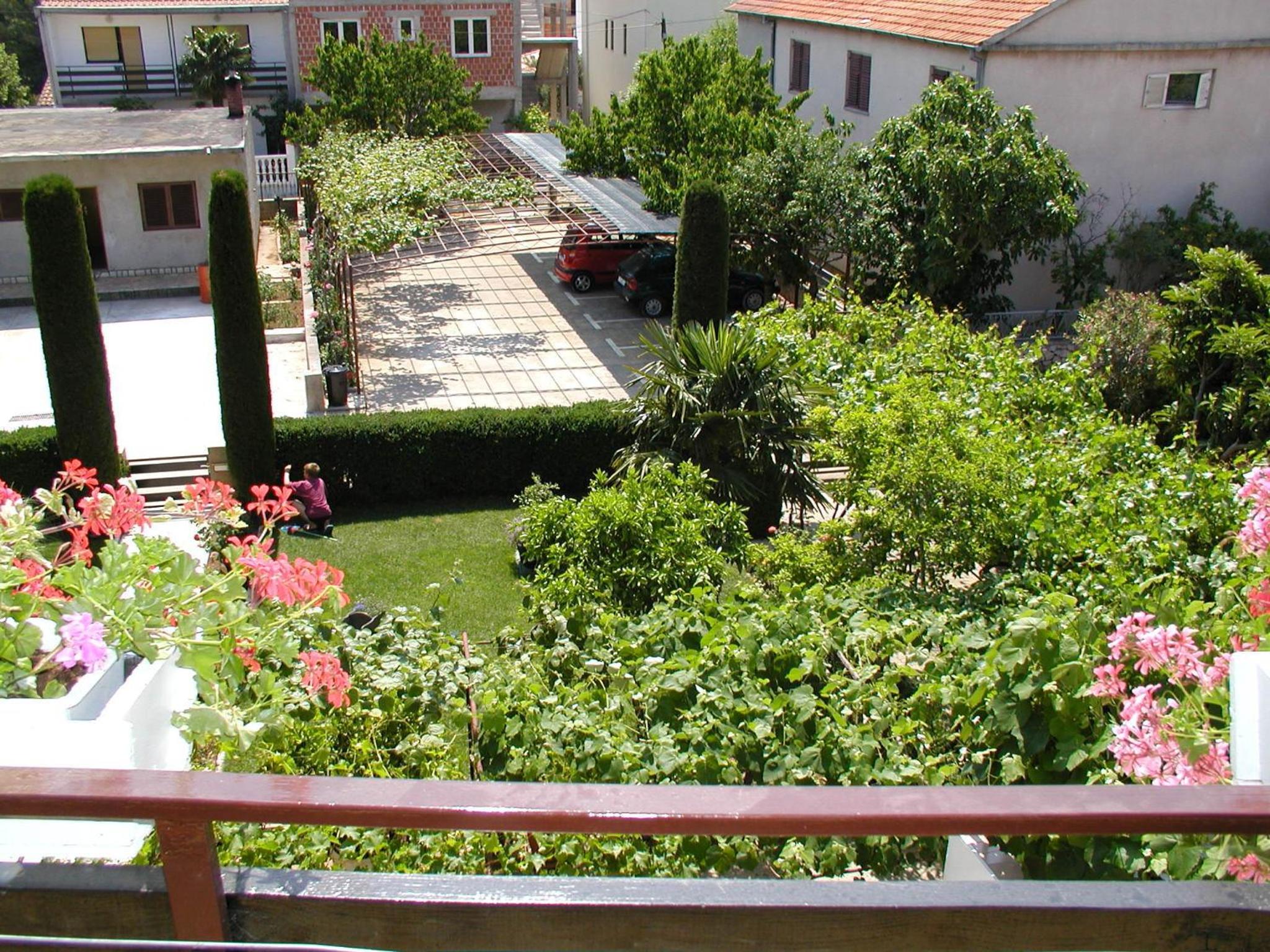 Double Room with Balcony - Photo 13