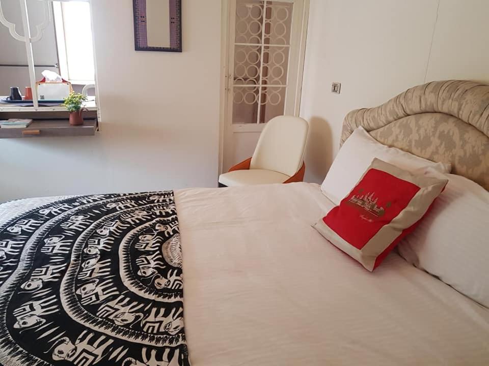 Double Room with Shared Toilet photo 3