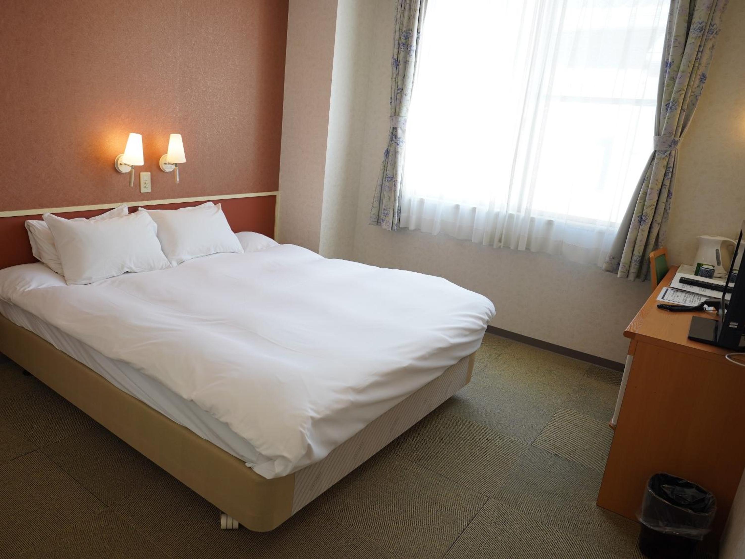 Economy Double Room - Photo 4