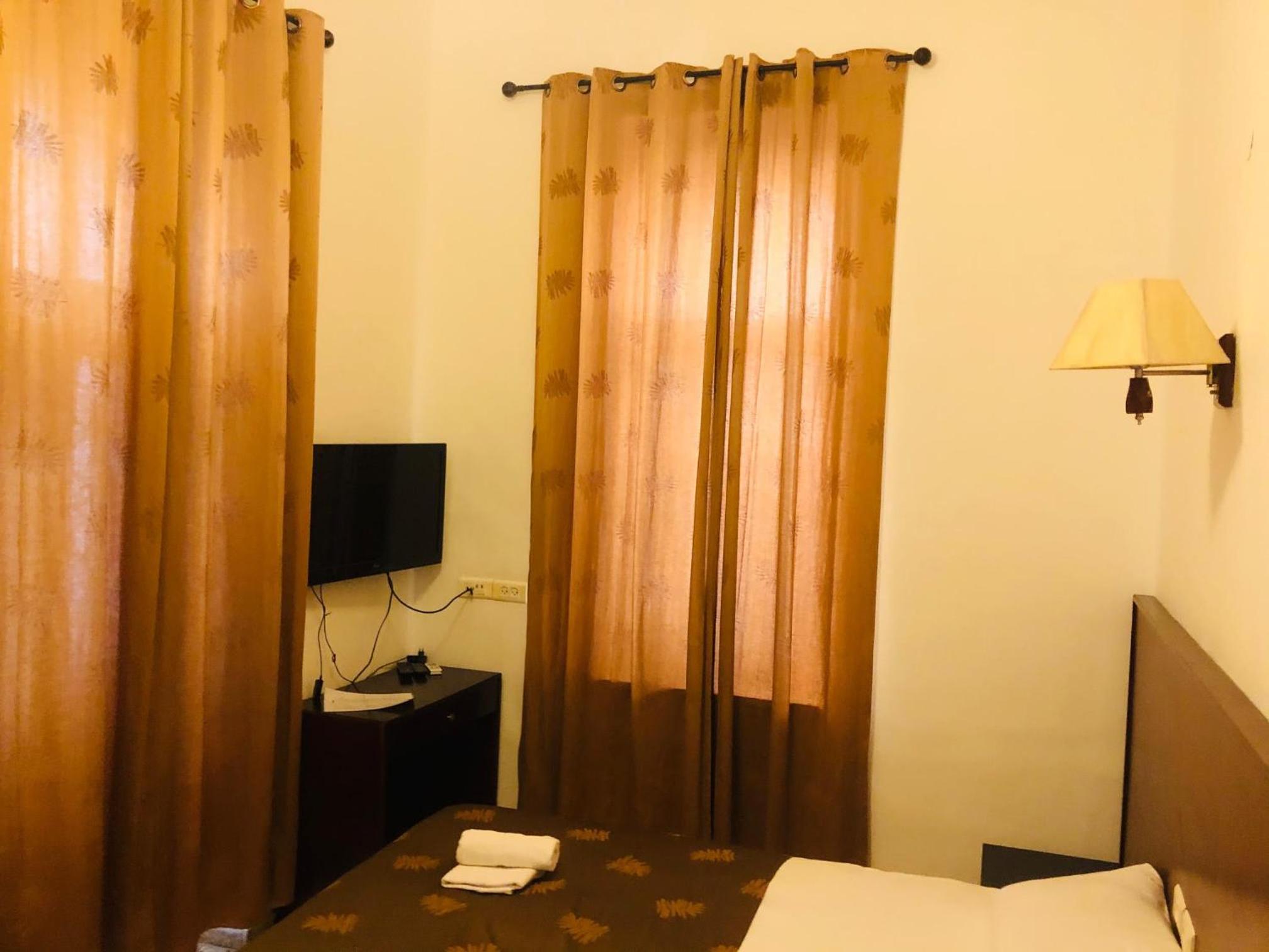 Single Room, (Rooftop, 1 Single Bed)