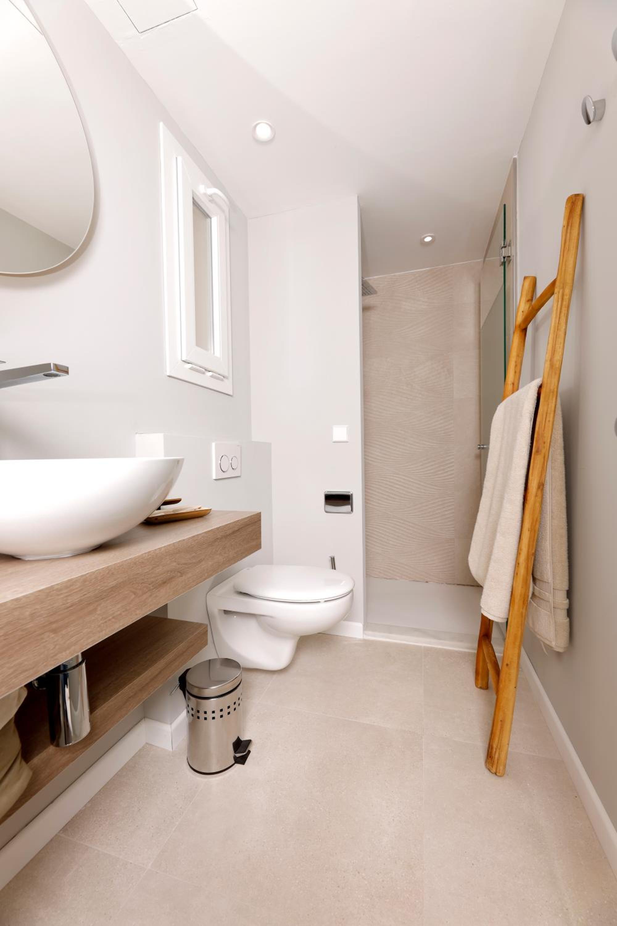 Double Room - Photo 9