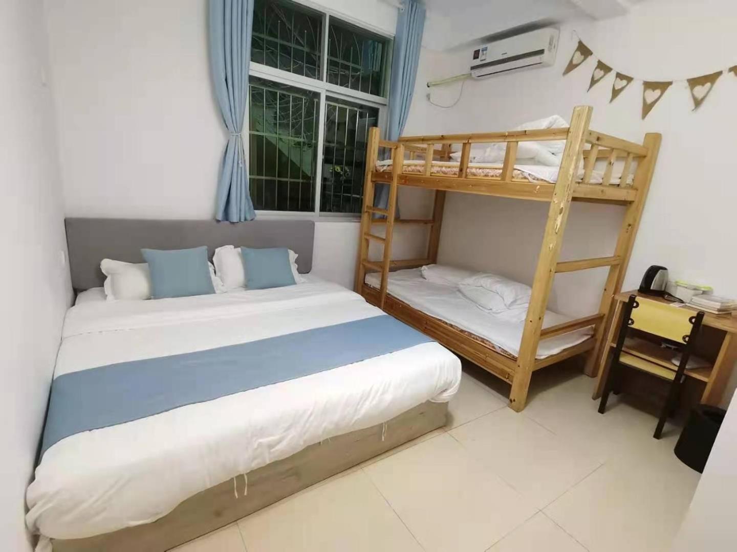 Double Room with Private Bathroom photo 3
