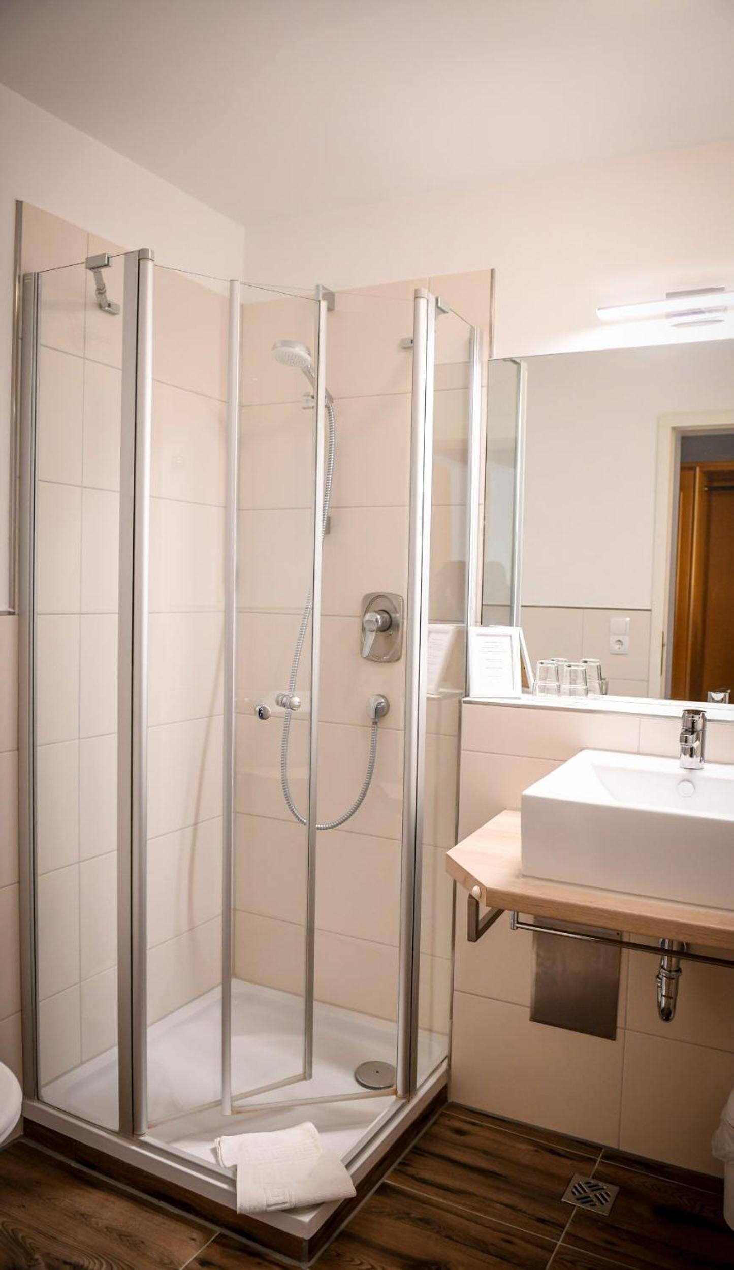Double Room - Photo 2