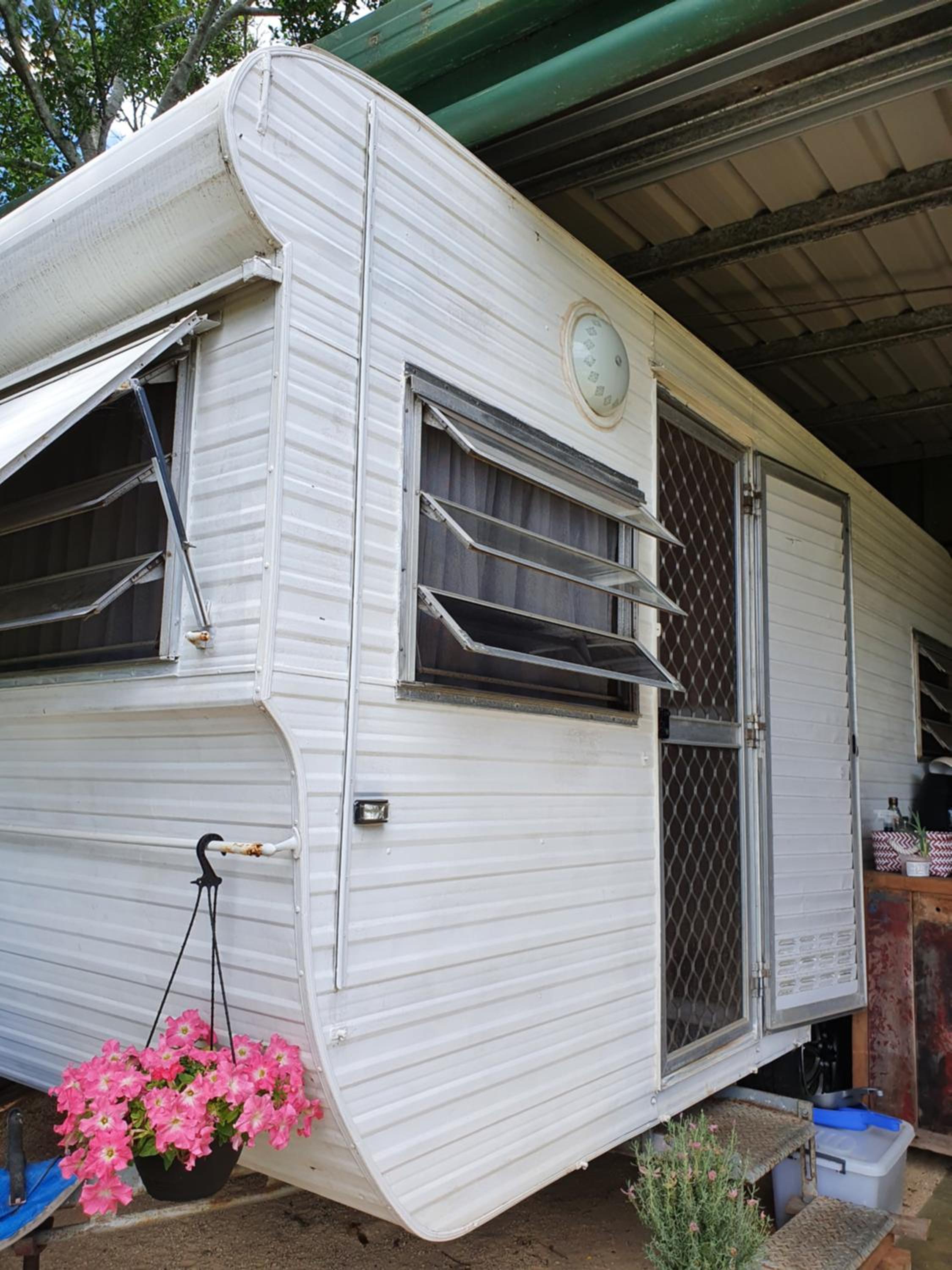 Caravan photo 2