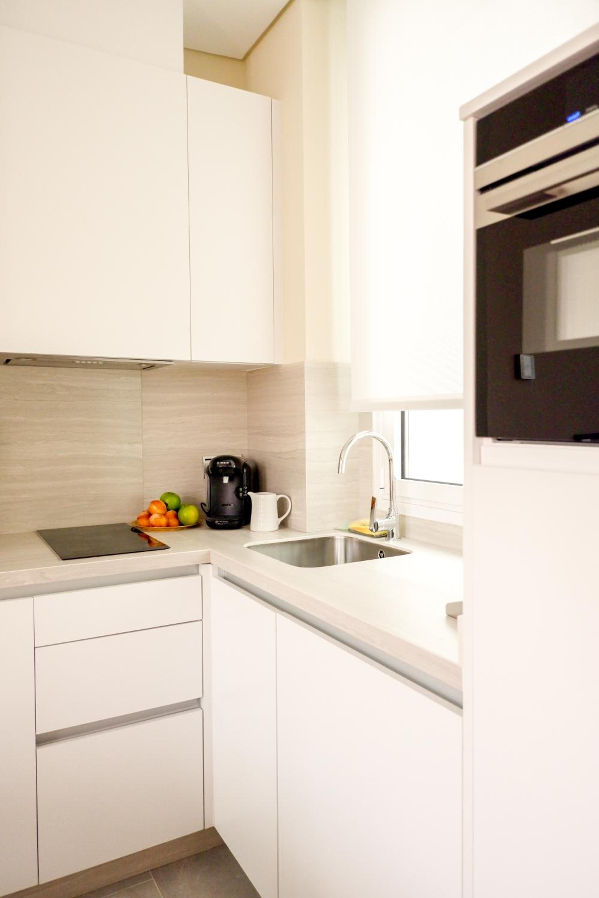 One-Bedroom Apartment - Photo 32