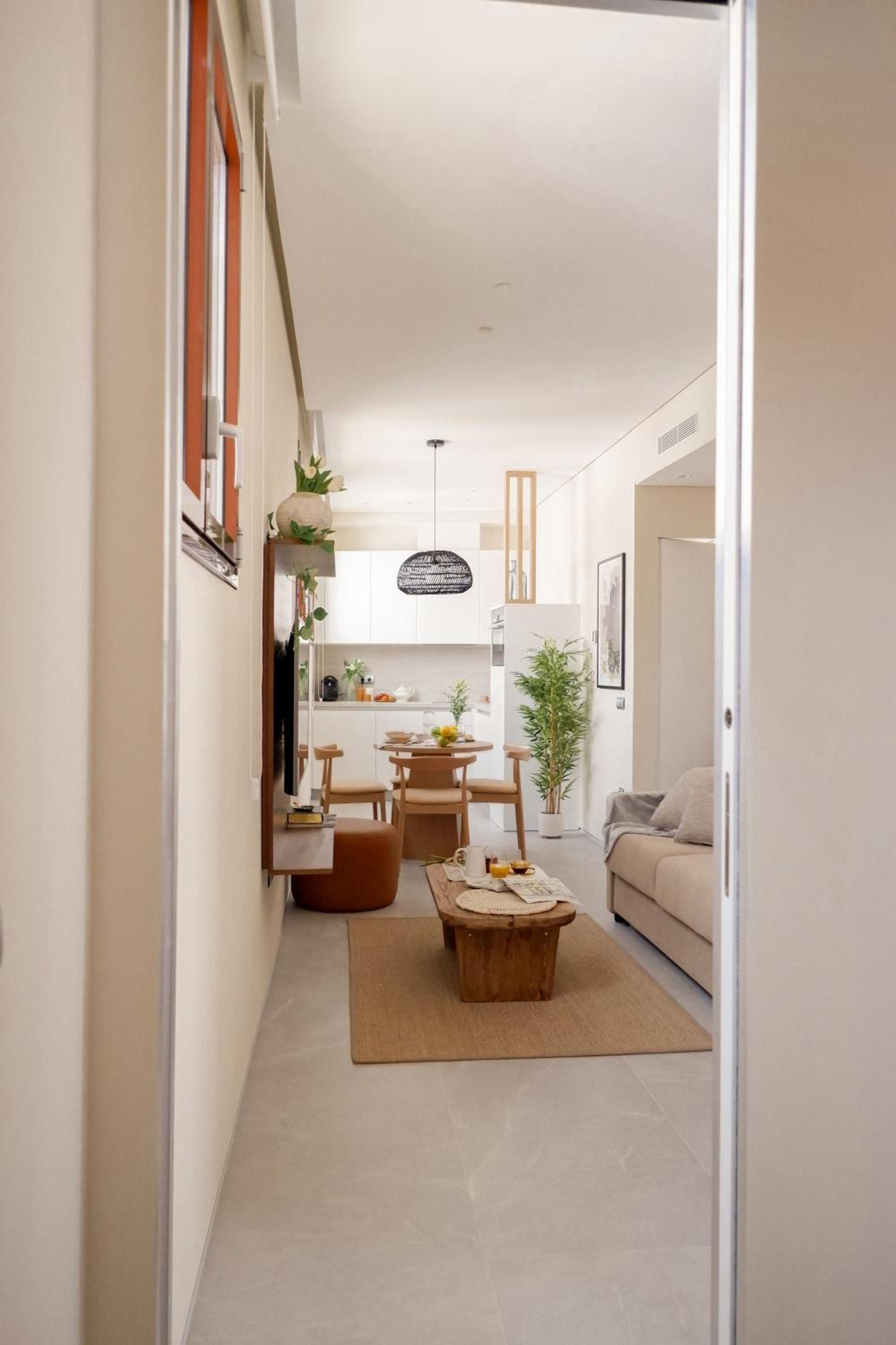 Penthouse Apartment - Photo 17