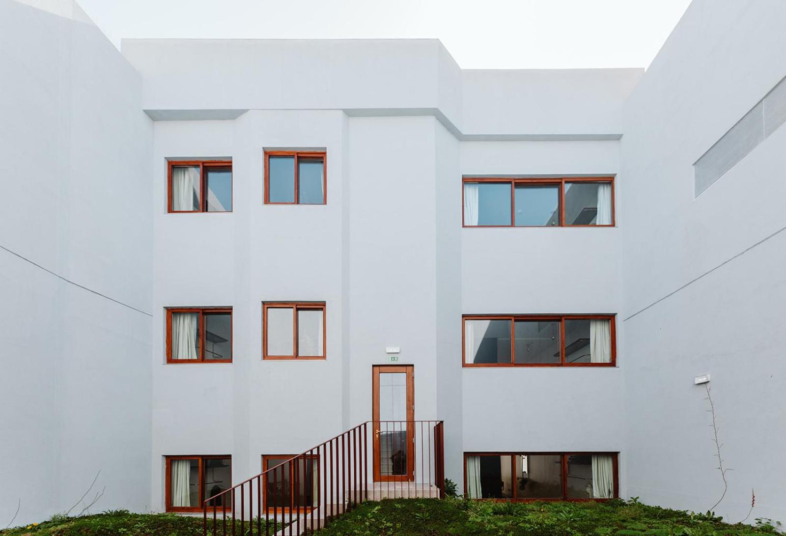 Apartment with Balcony - Photo 15