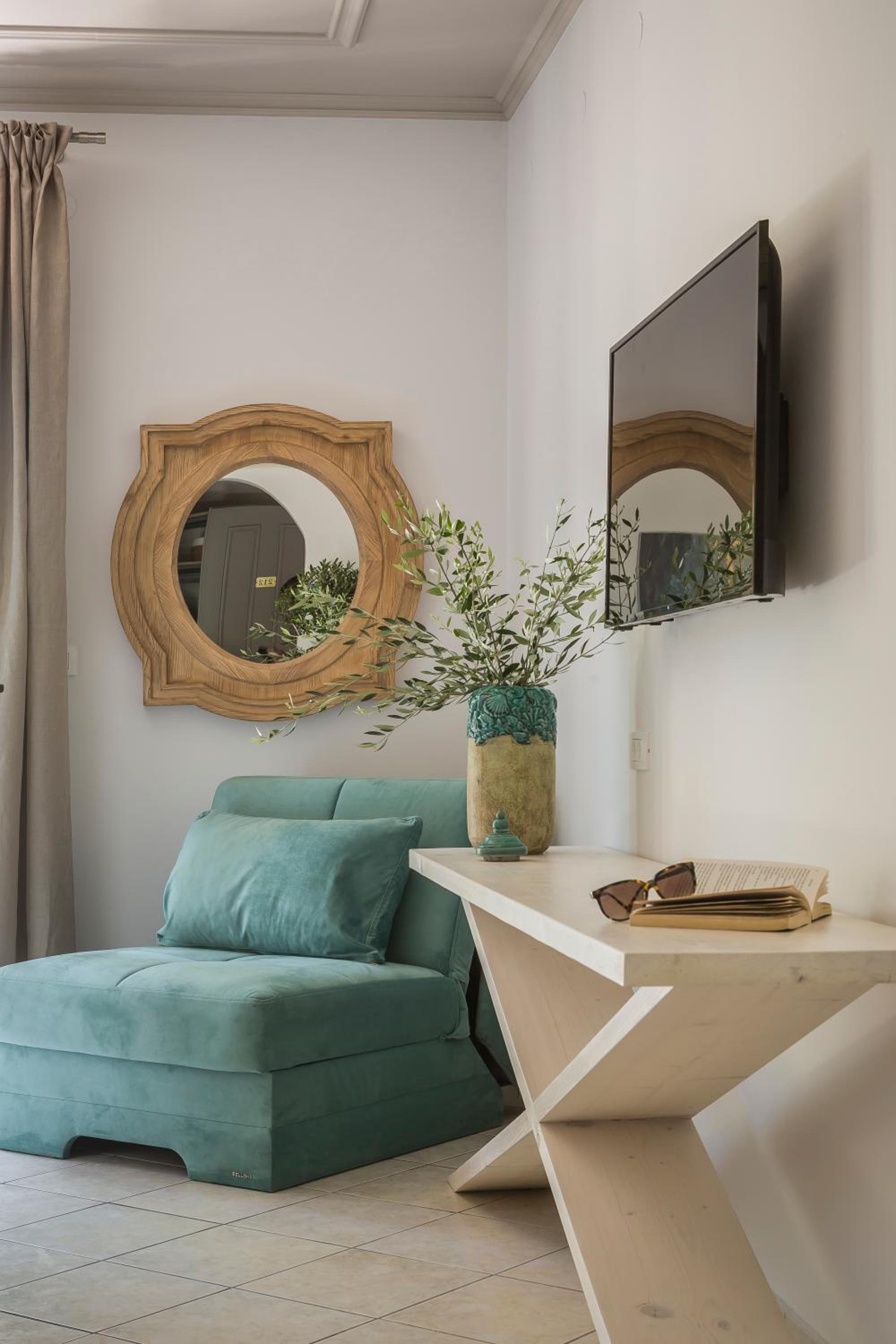 Suite with Side Sea View - Photo 4