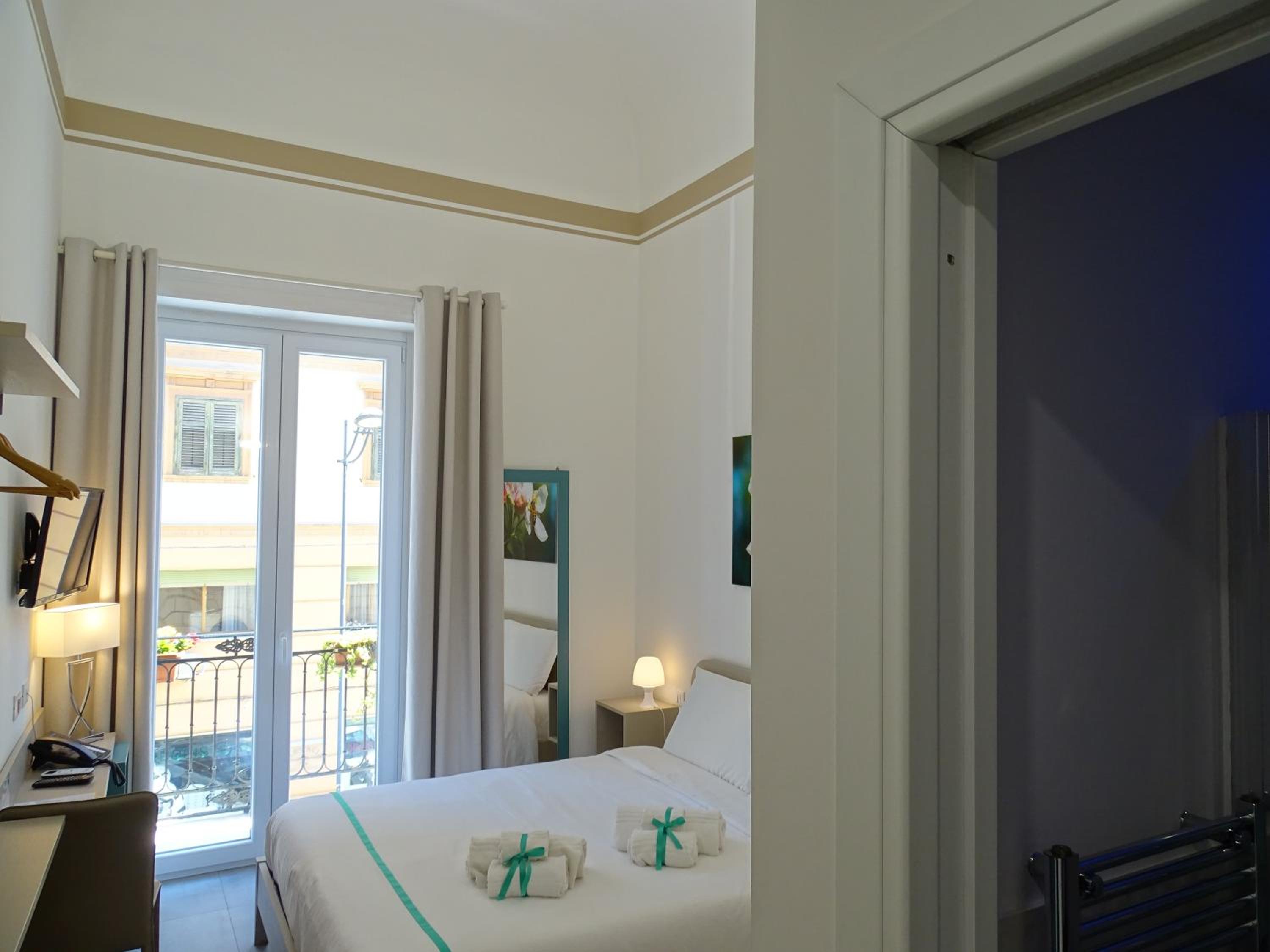 Deluxe Double Room with Balcony
