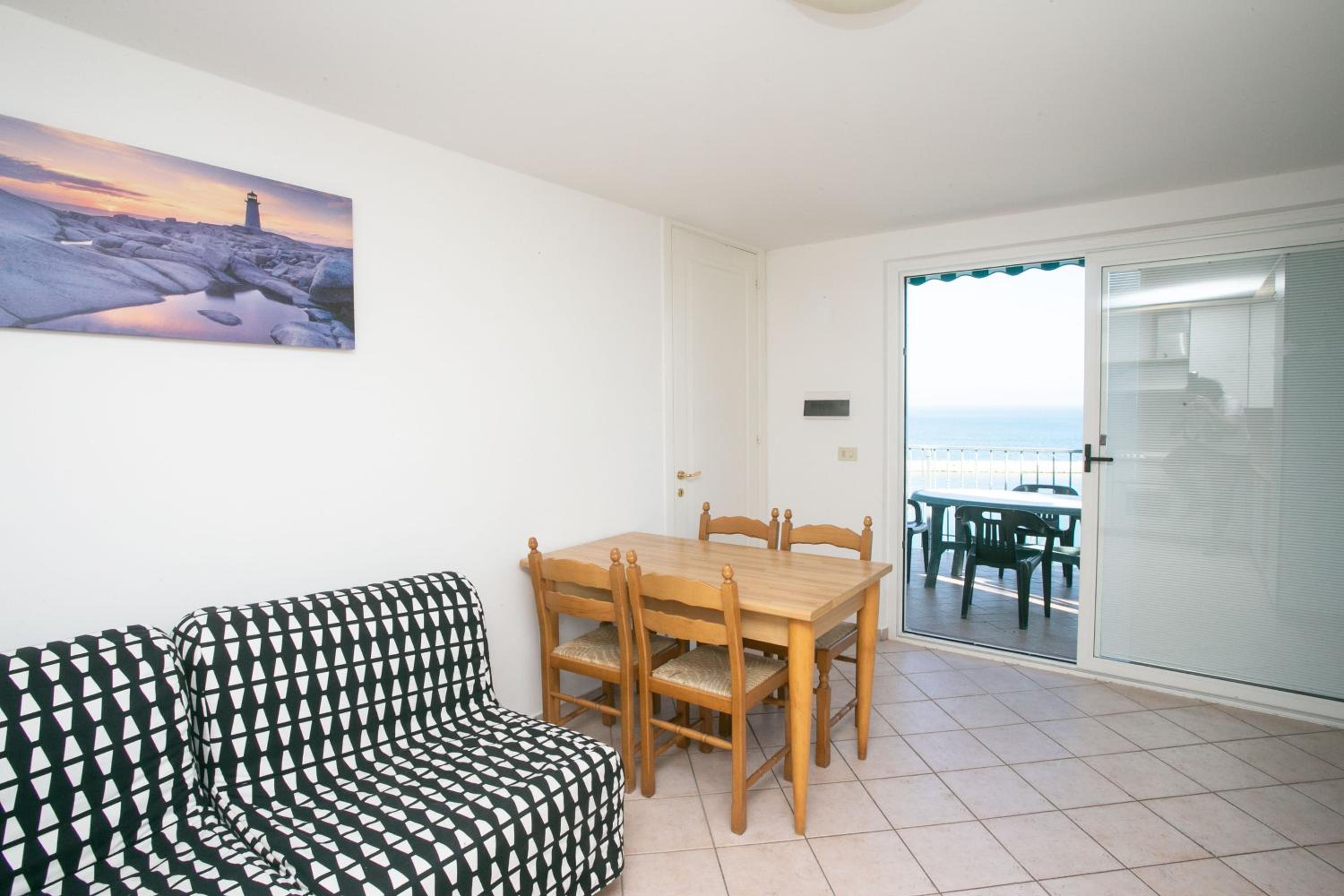 Apartment with Sea View photo 2