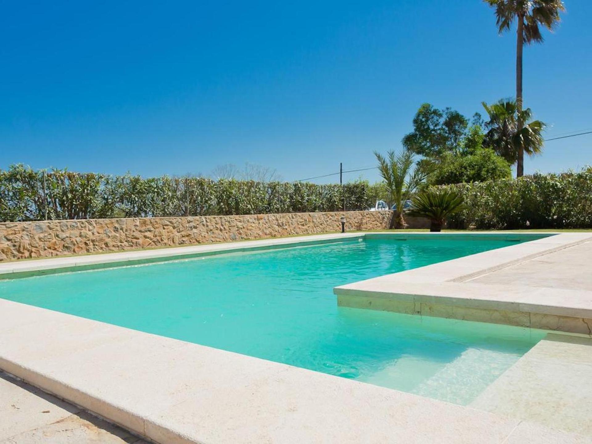 Villa with Garden View - Photo 17