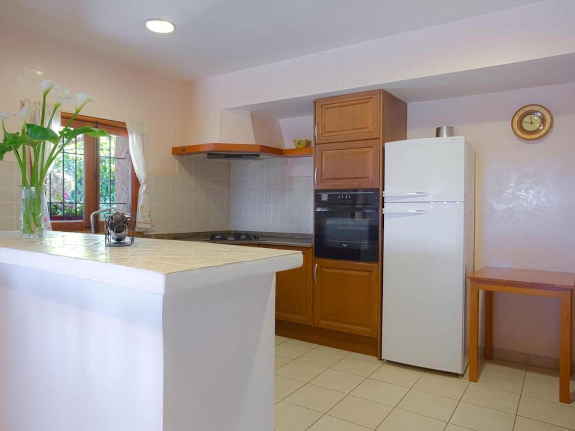 Villa with Garden View - Photo 7