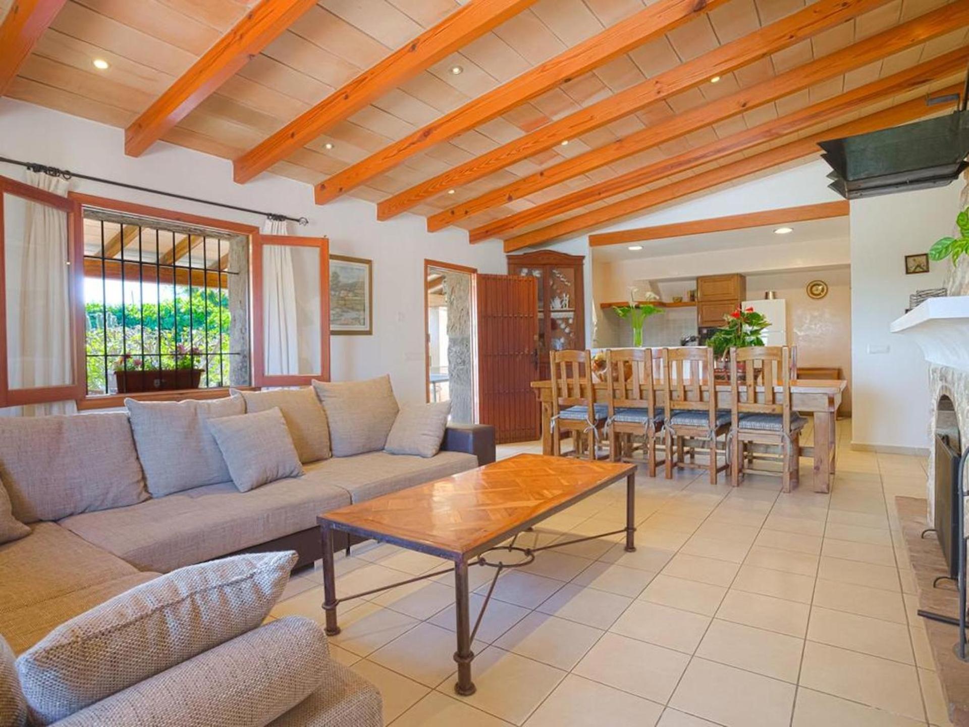Villa with Garden View - Photo 4