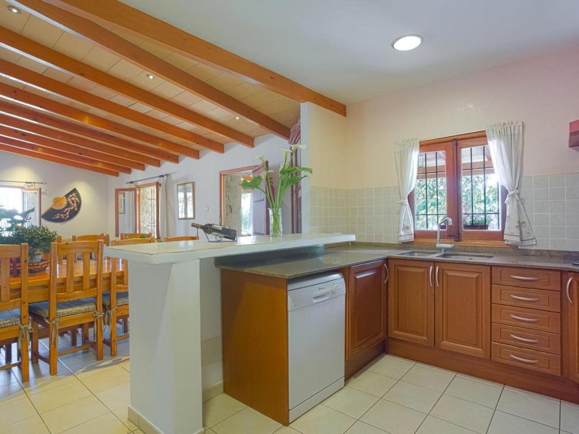Villa with Garden View - Photo 5