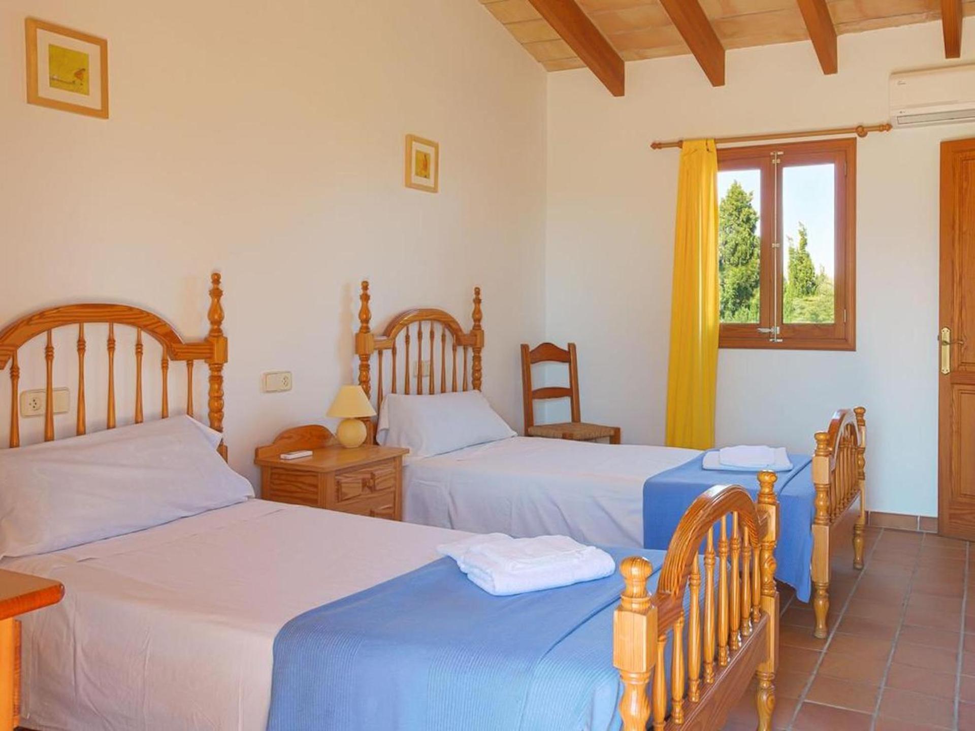 Villa with Garden View - Photo 10