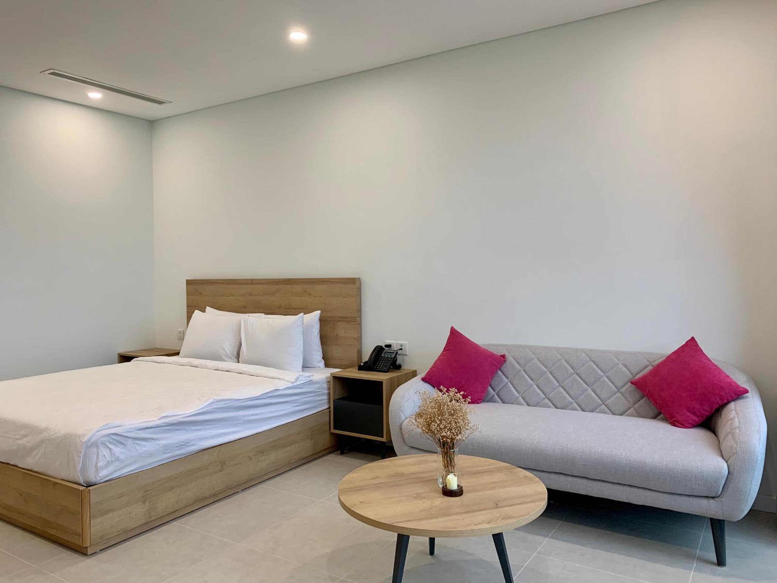 Studio Apartment with Sea View - Photo 1