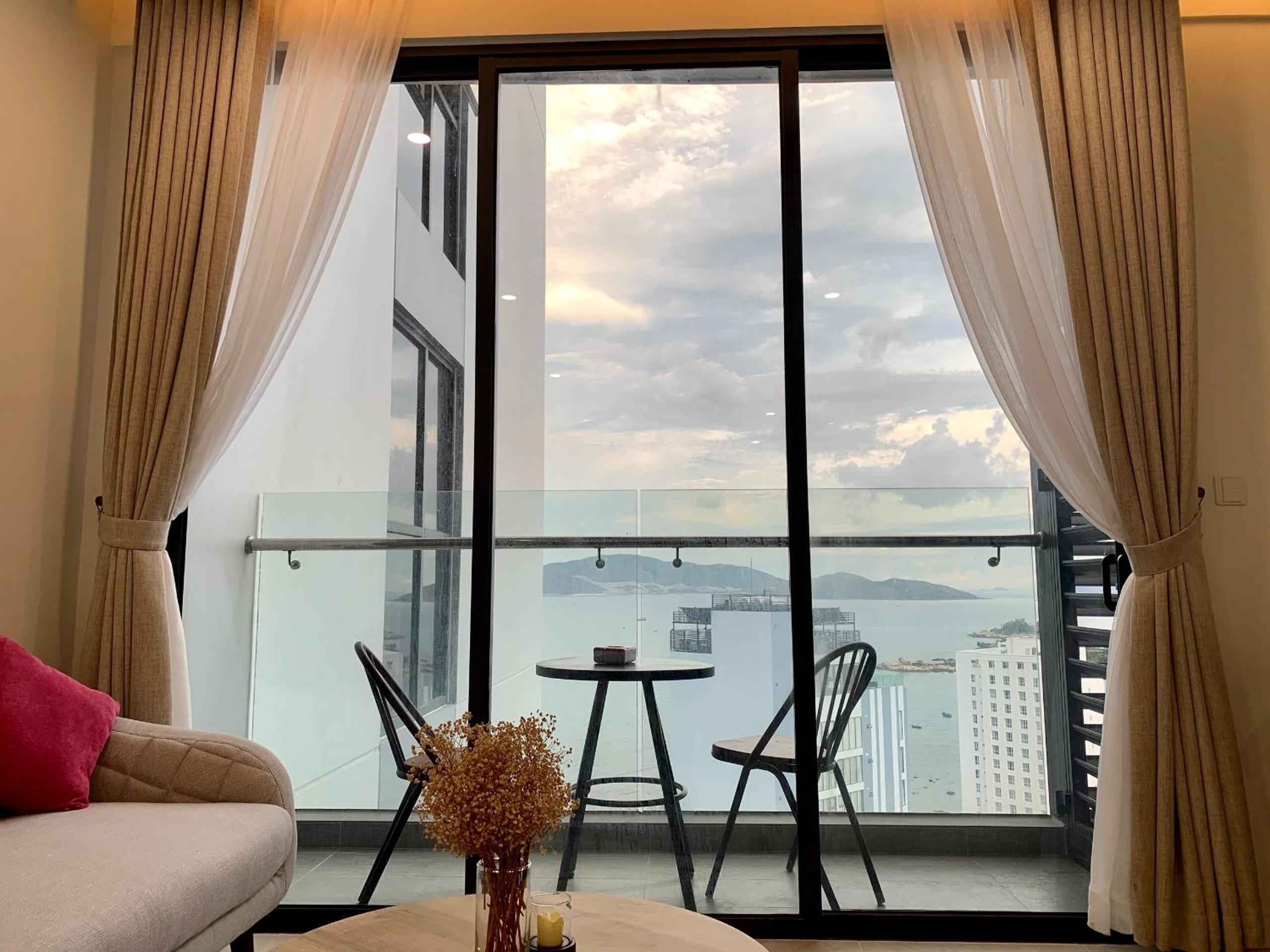 Studio Apartment with Sea View - Photo 2
