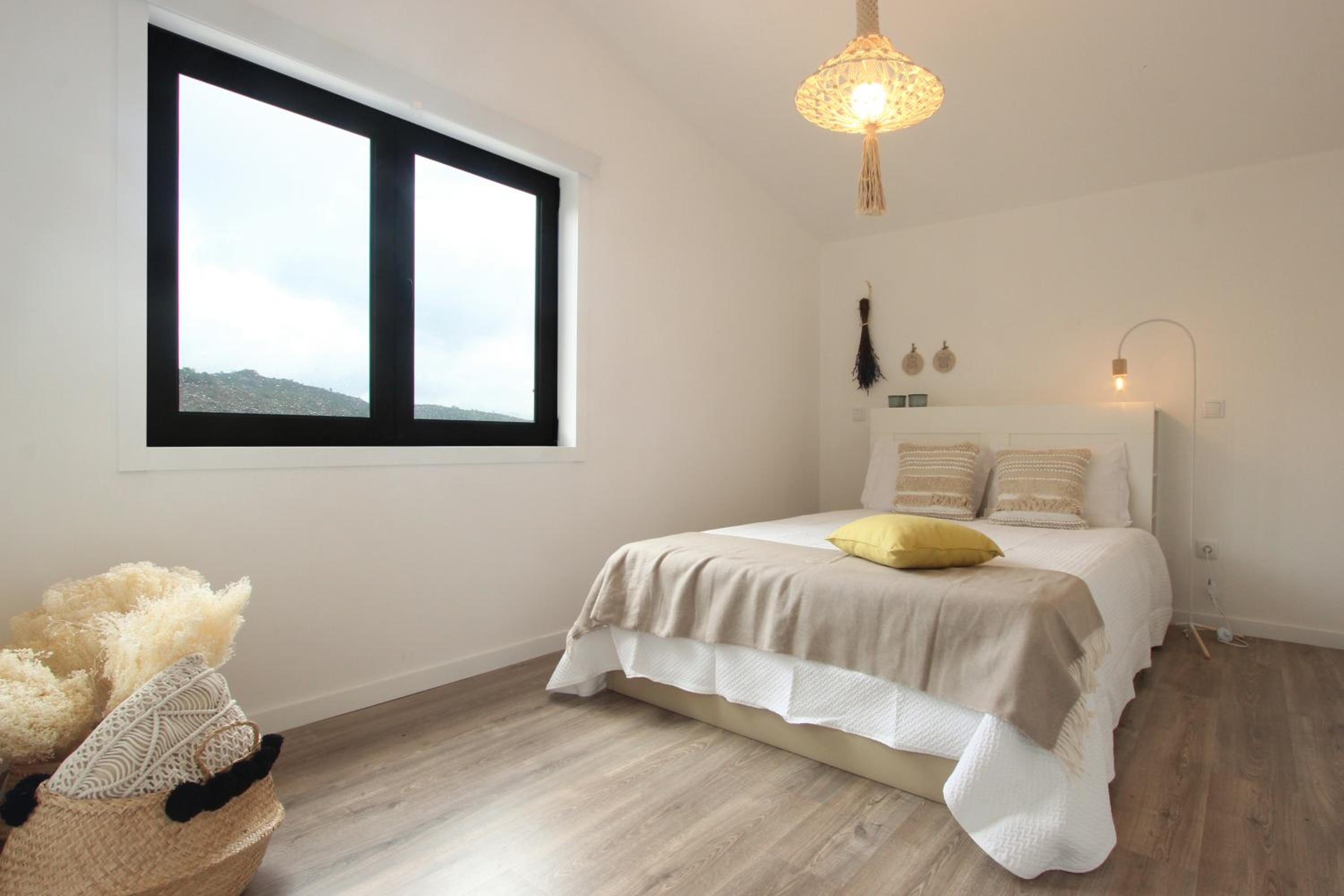 Suite with Mountain View