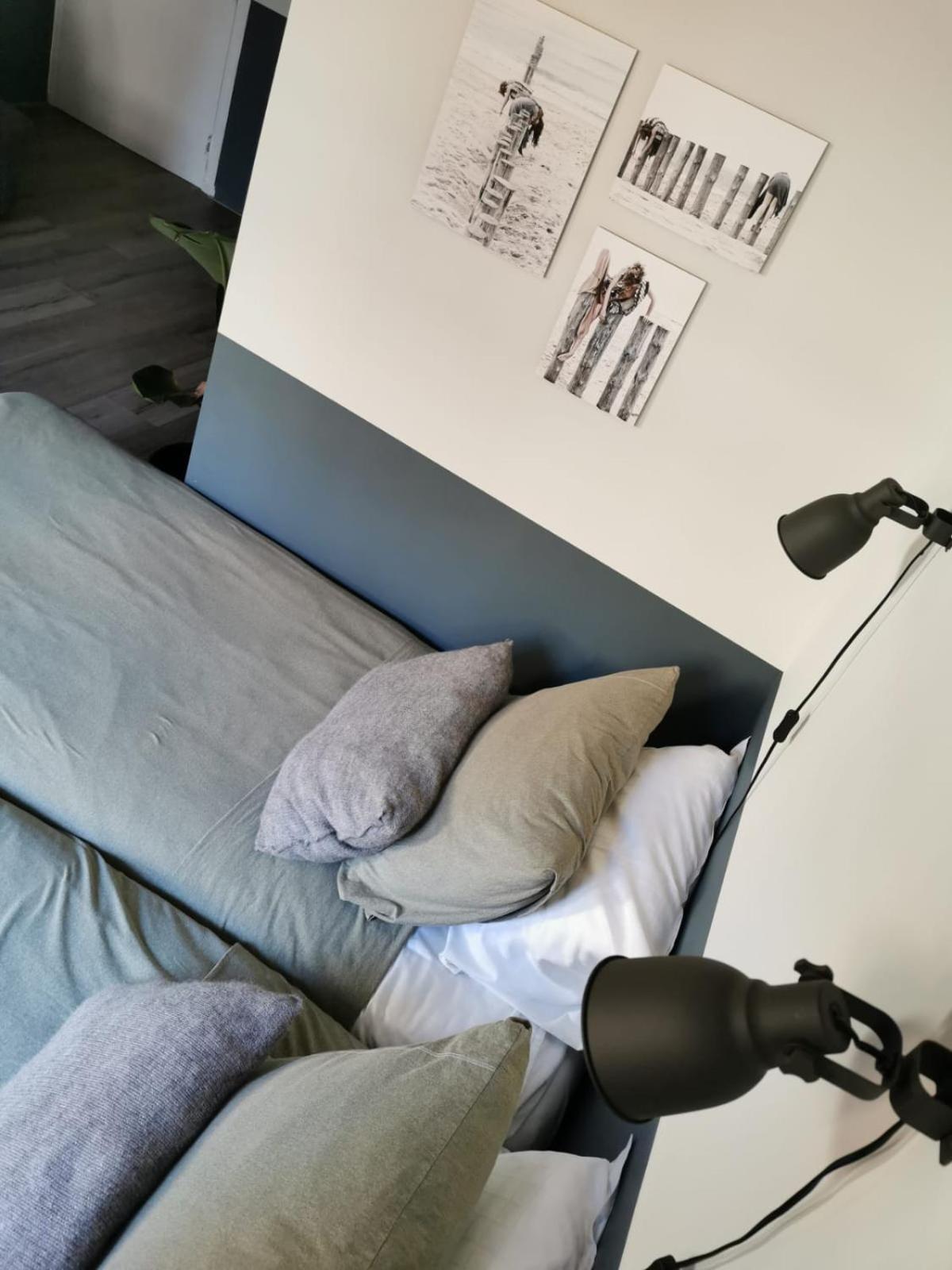 Large Double Room - Photo 2