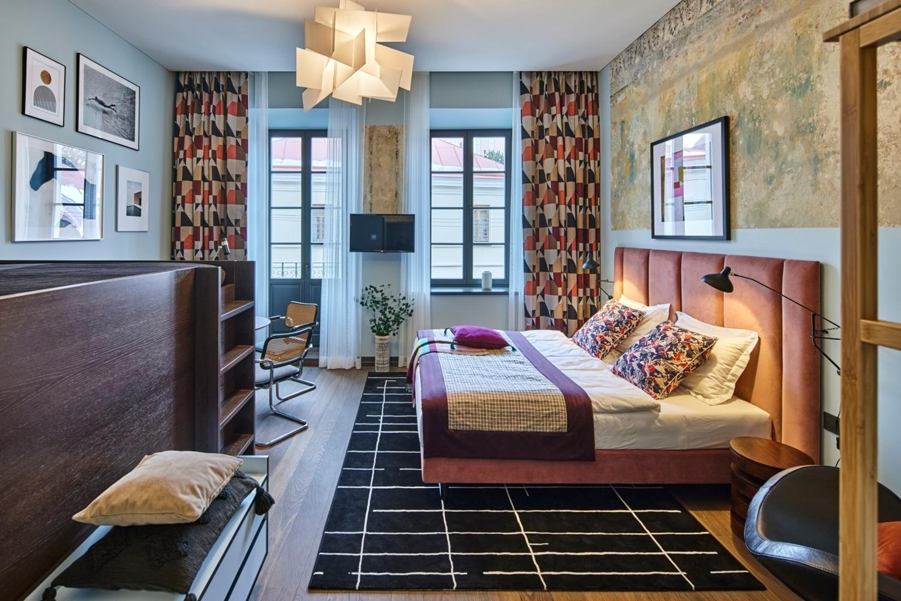 Apartment with Balcony