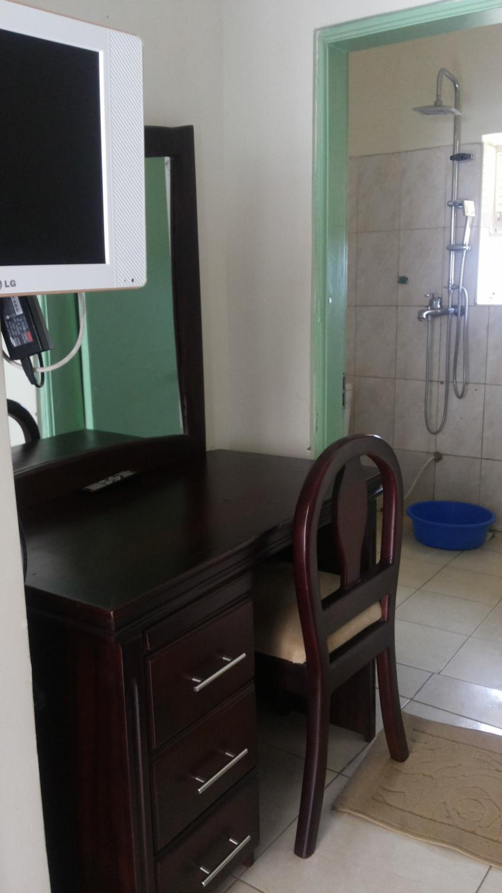 Standard Single Room photo 2