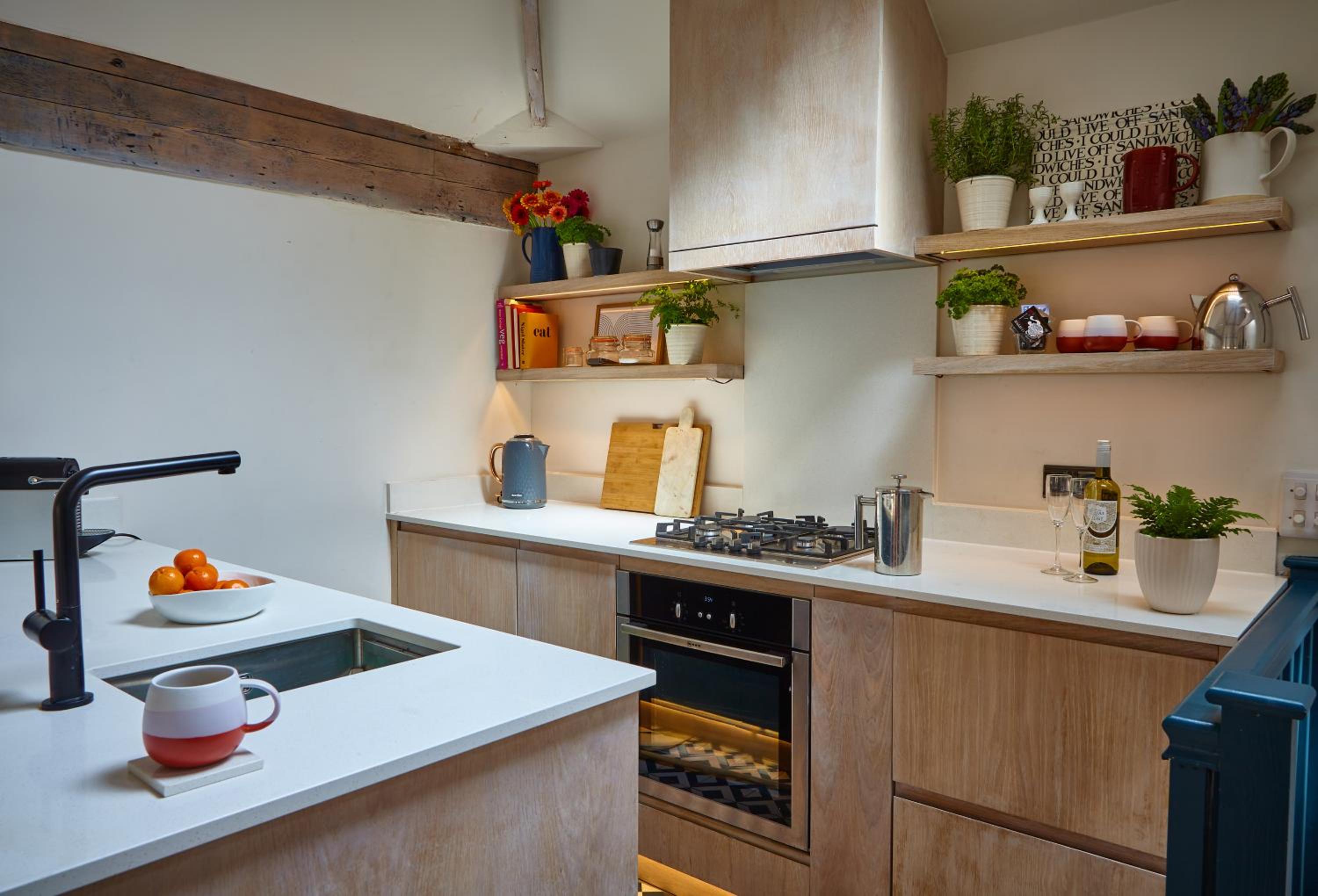 One-Bedroom House - Photo 16