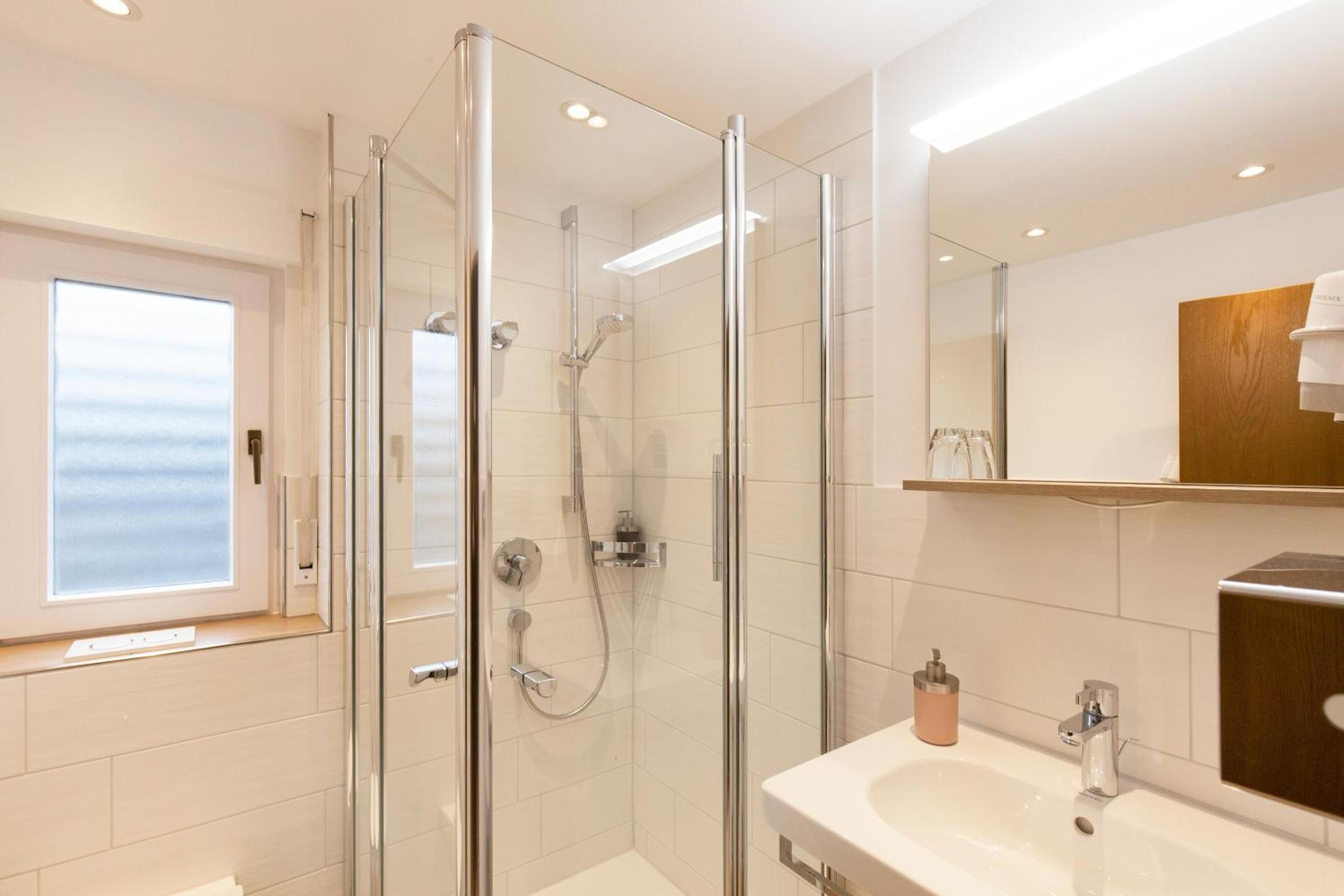 Comfort Plus Single Room with Balcony, photo 7