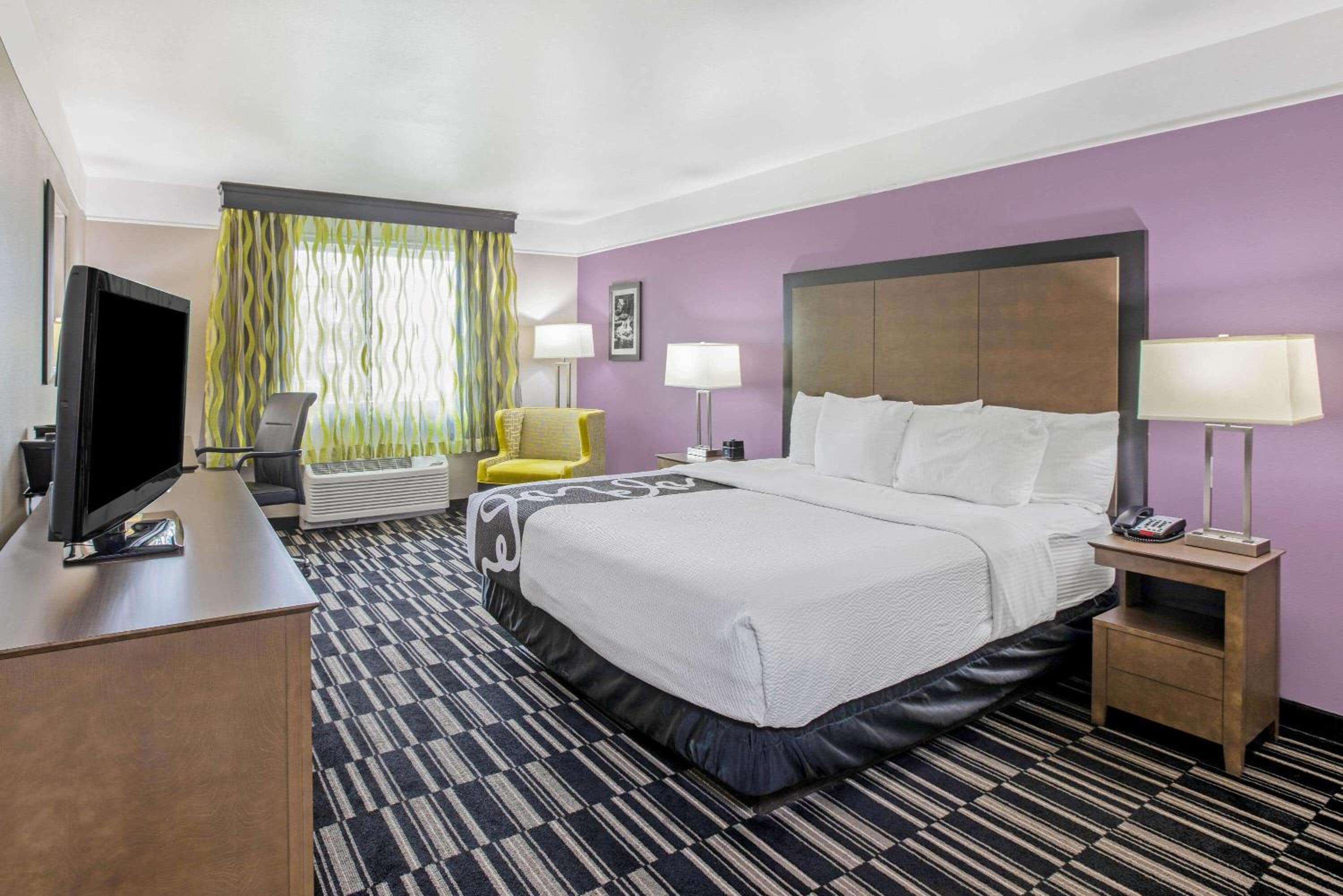 King Room - Mobility Access/Non-Smoking