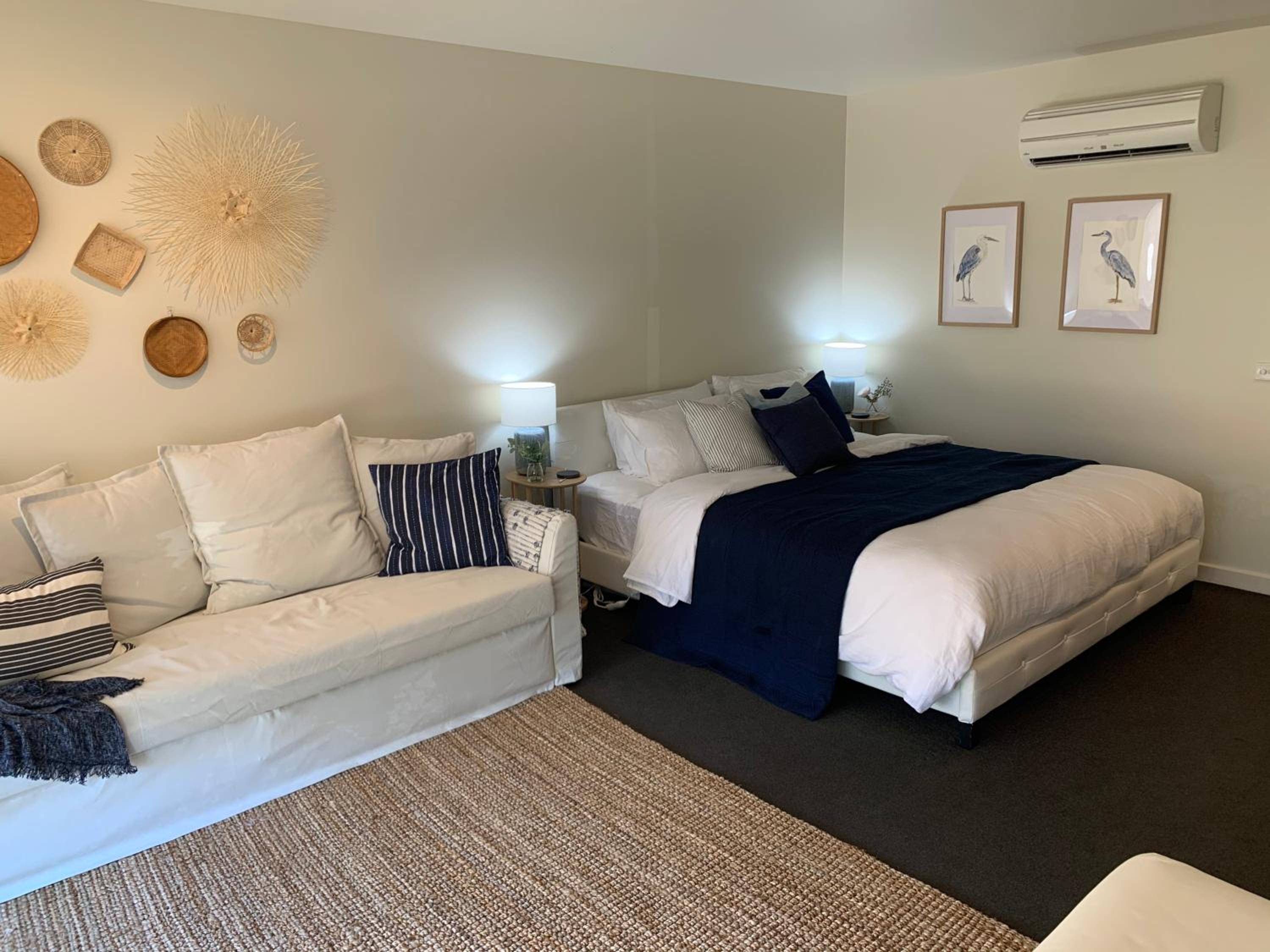 King Studio with Sofa Bed