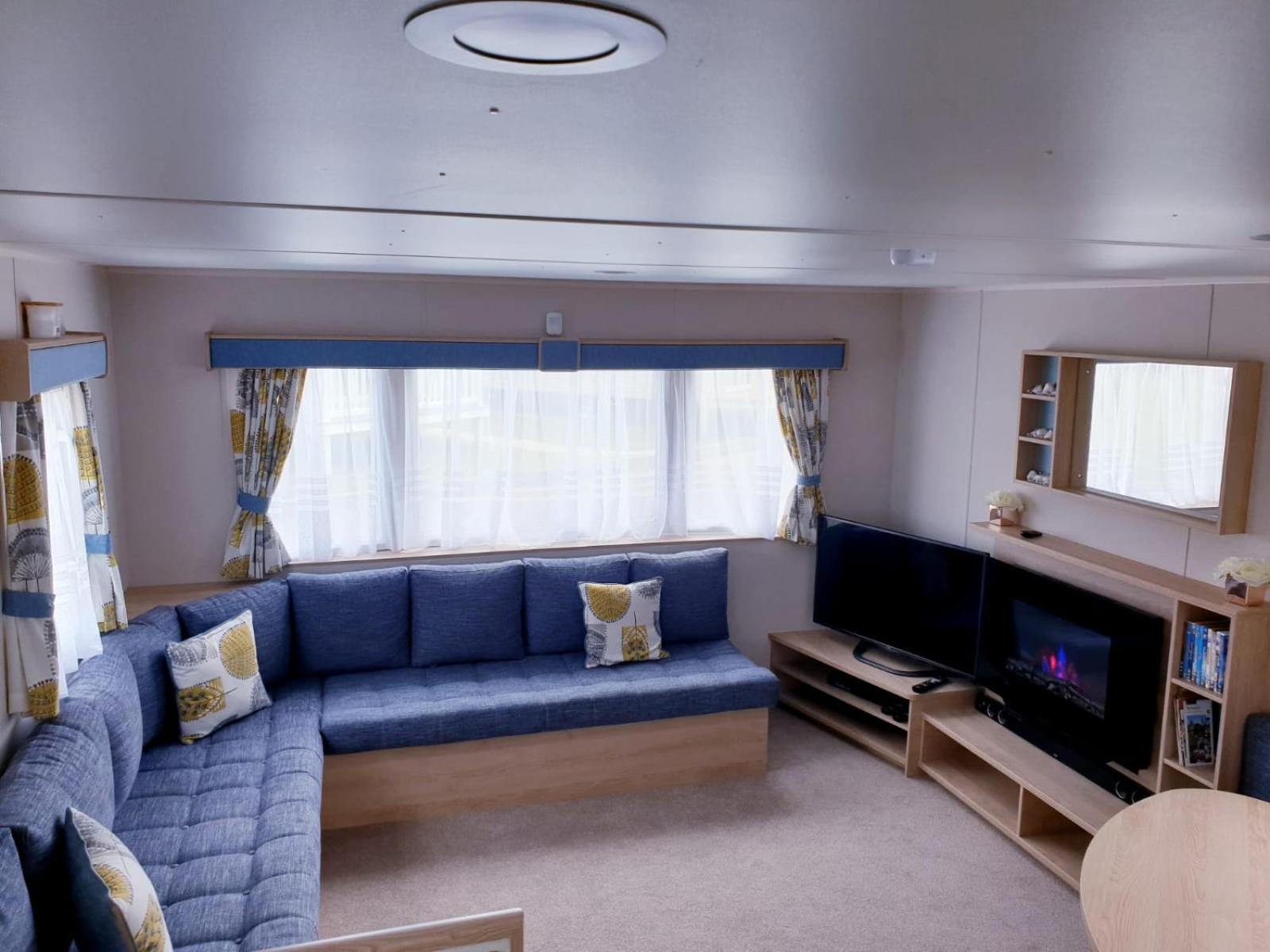 Mobile Home photo 1