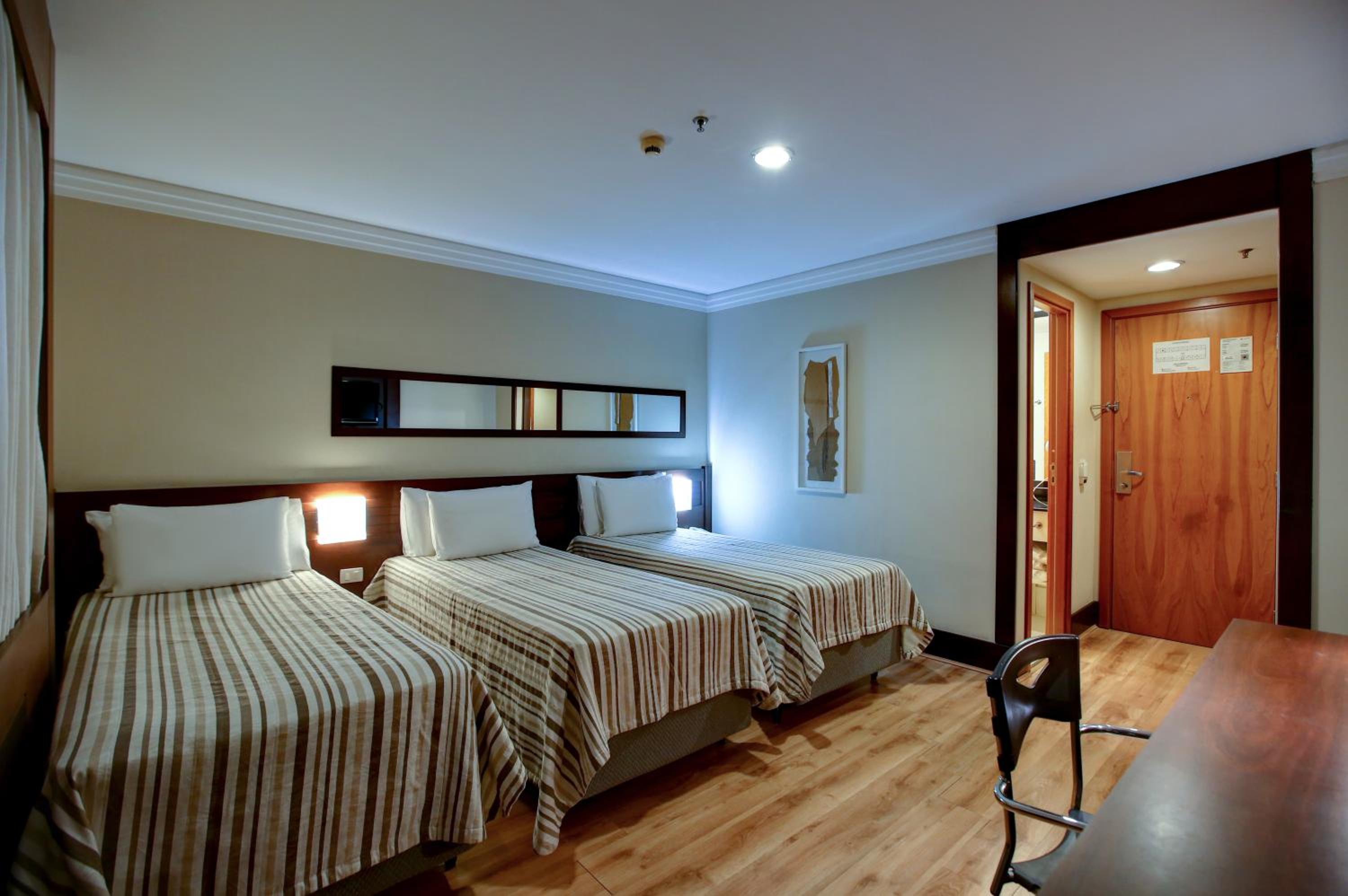 Standard Triple Room - Photo 3