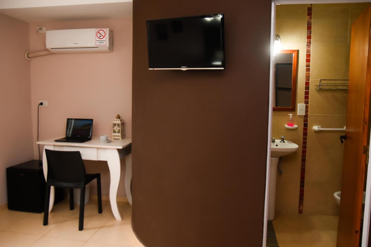 Double Room photo 3